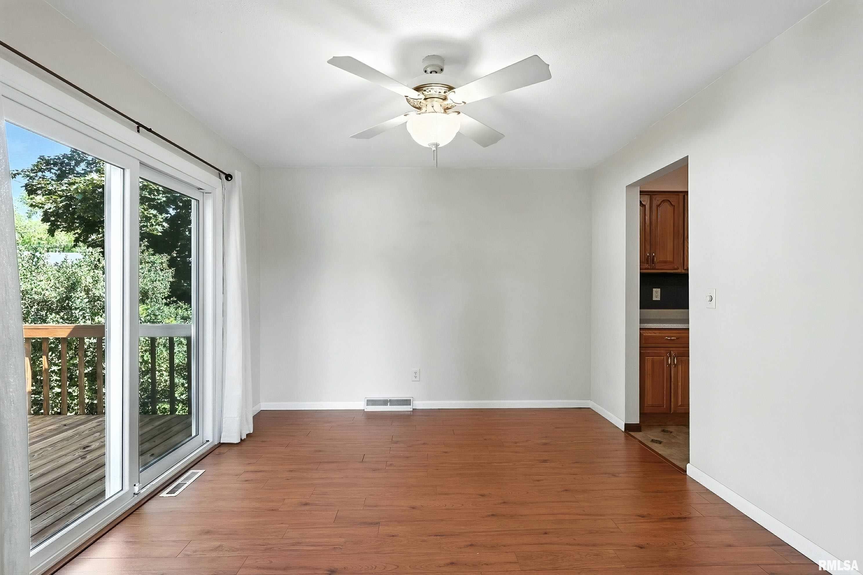 208 W 46TH Street