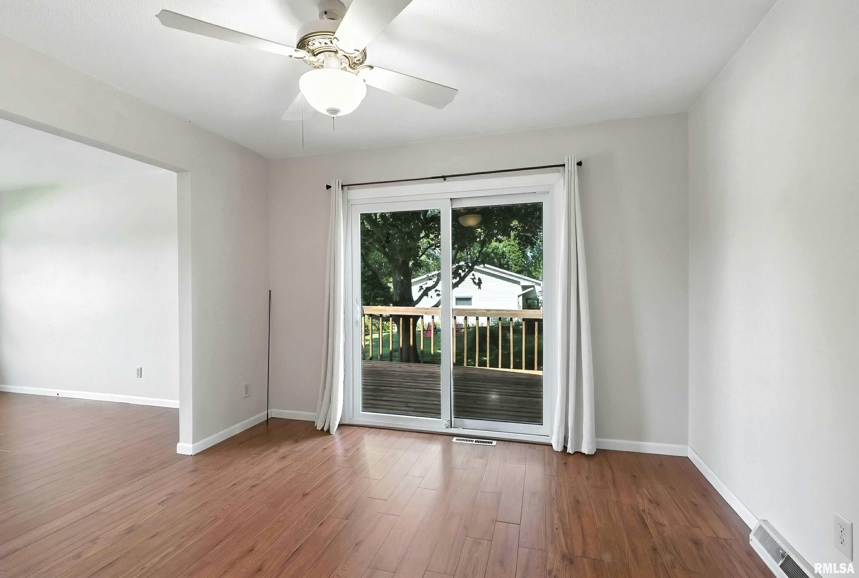 208 W 46TH Street