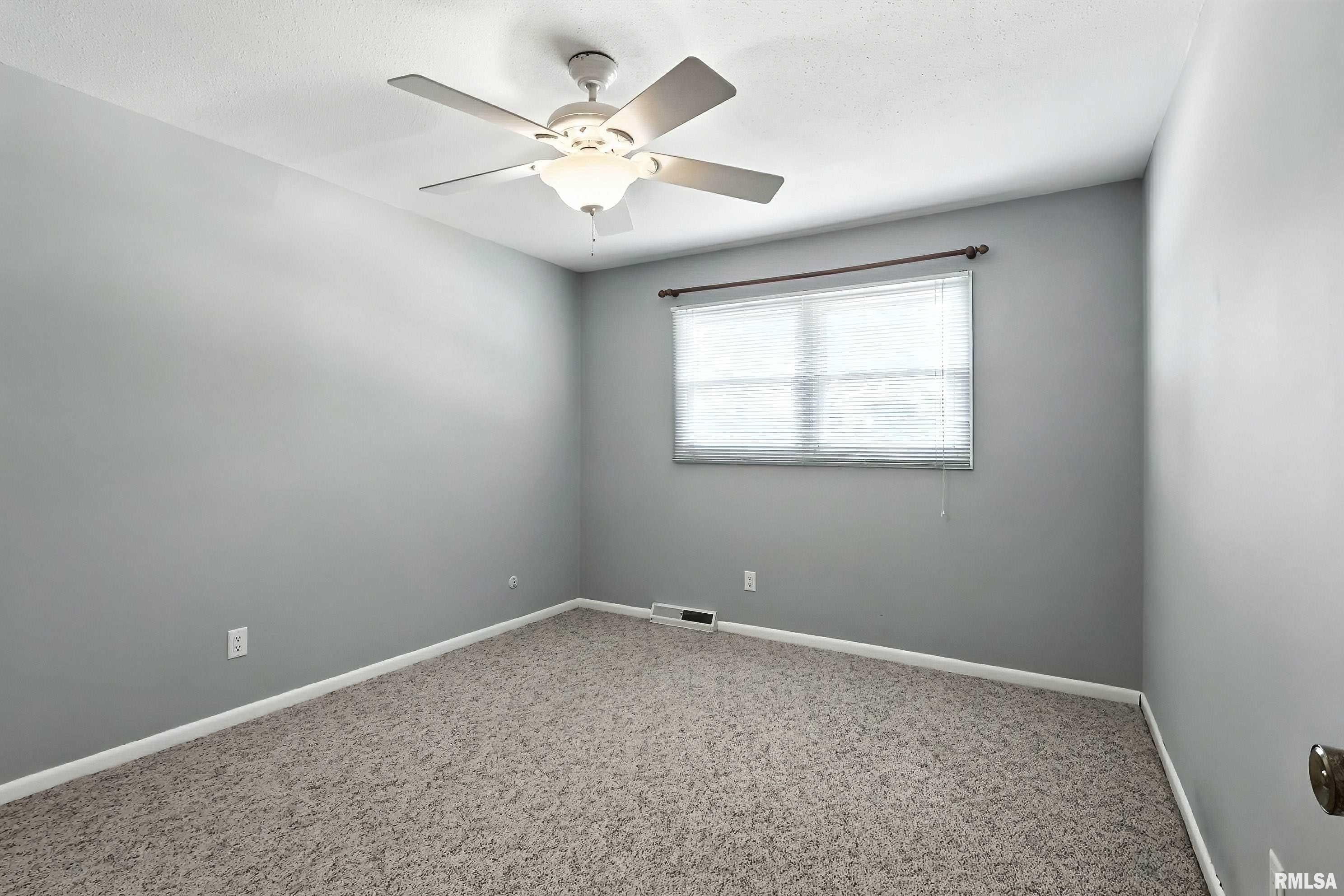 208 W 46TH Street