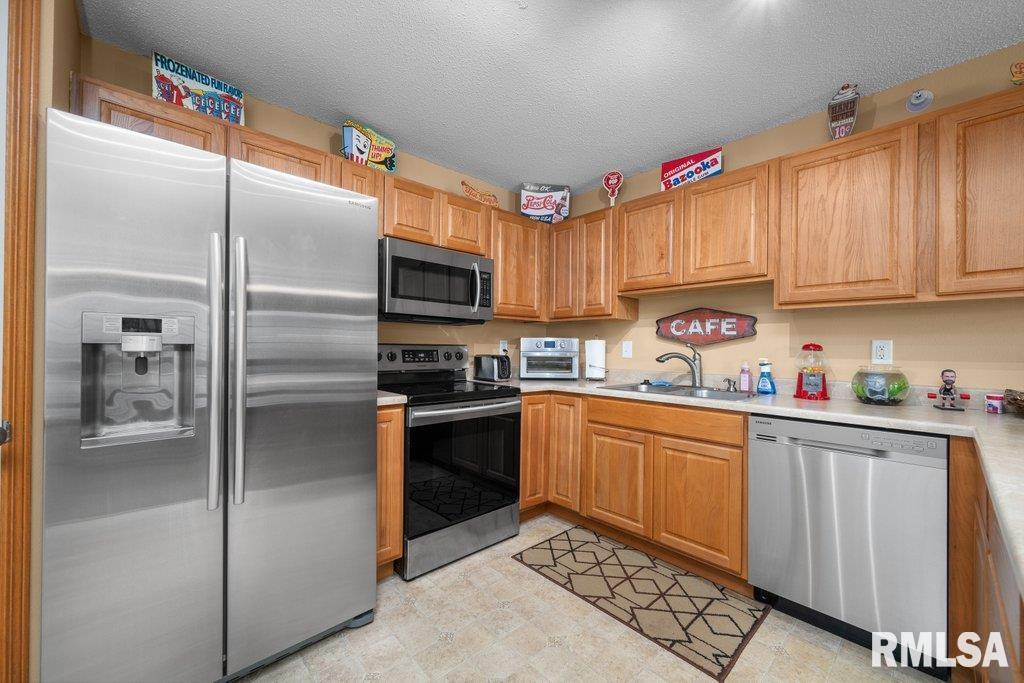 3209 S 16TH Avenue Unit: 203