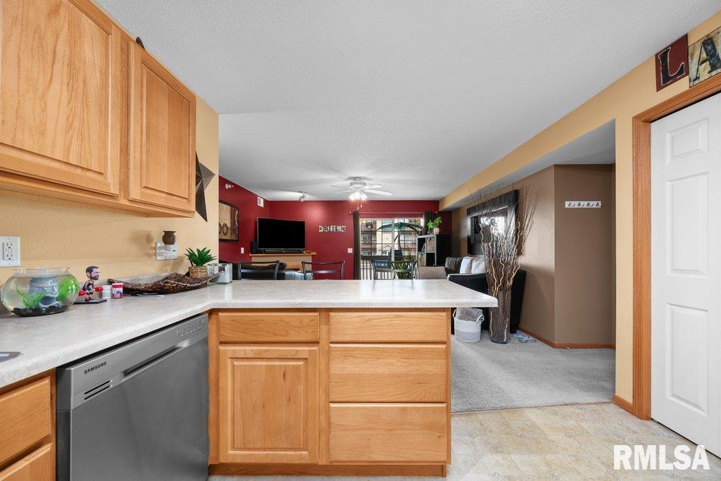 3209 S 16TH Avenue Unit: 203