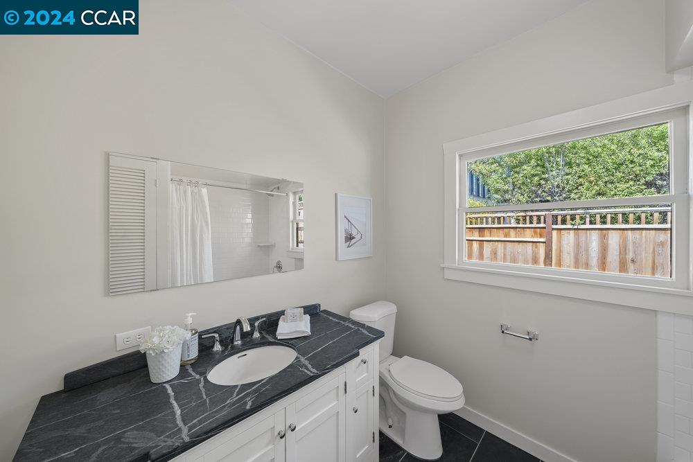 1704 Marin Ave