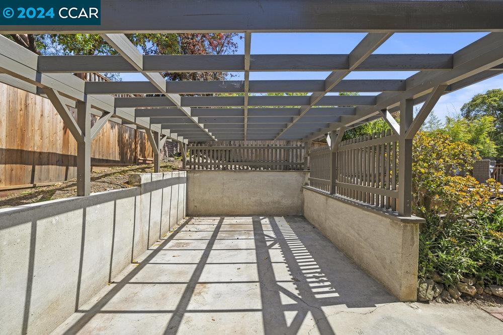 1704 Marin Ave