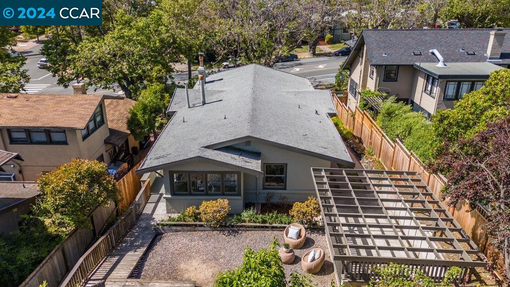 1704 Marin Ave