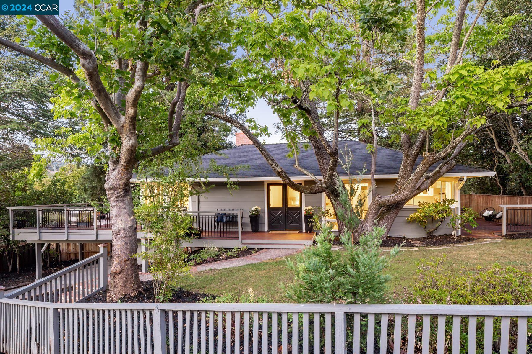 15 Claremont Avenue