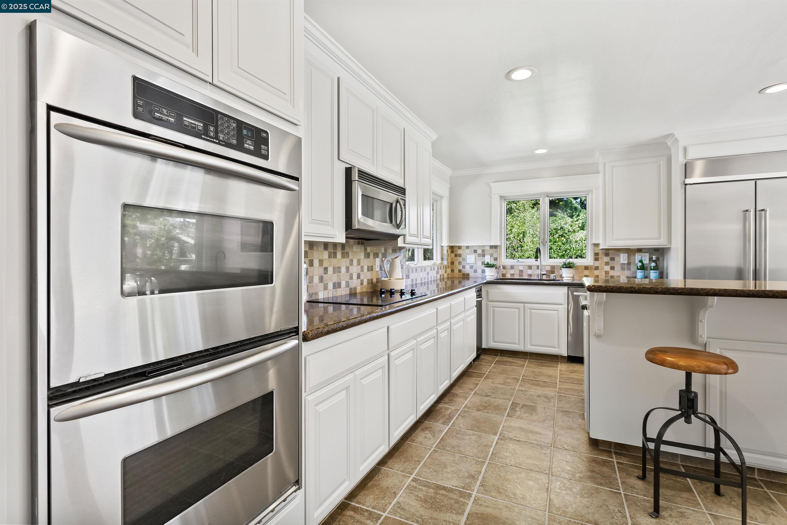 11 Idyll Ct (Off Market)