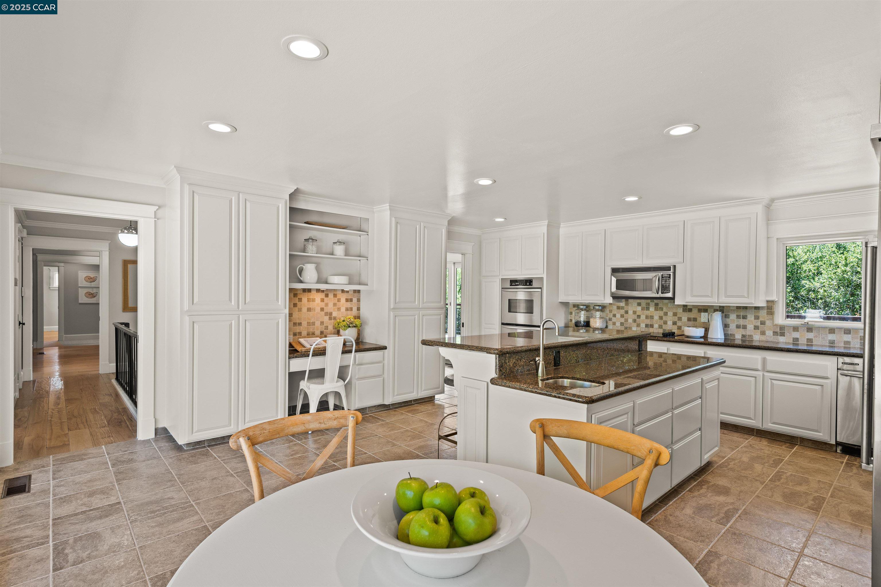 11 Idyll Ct (Off Market)