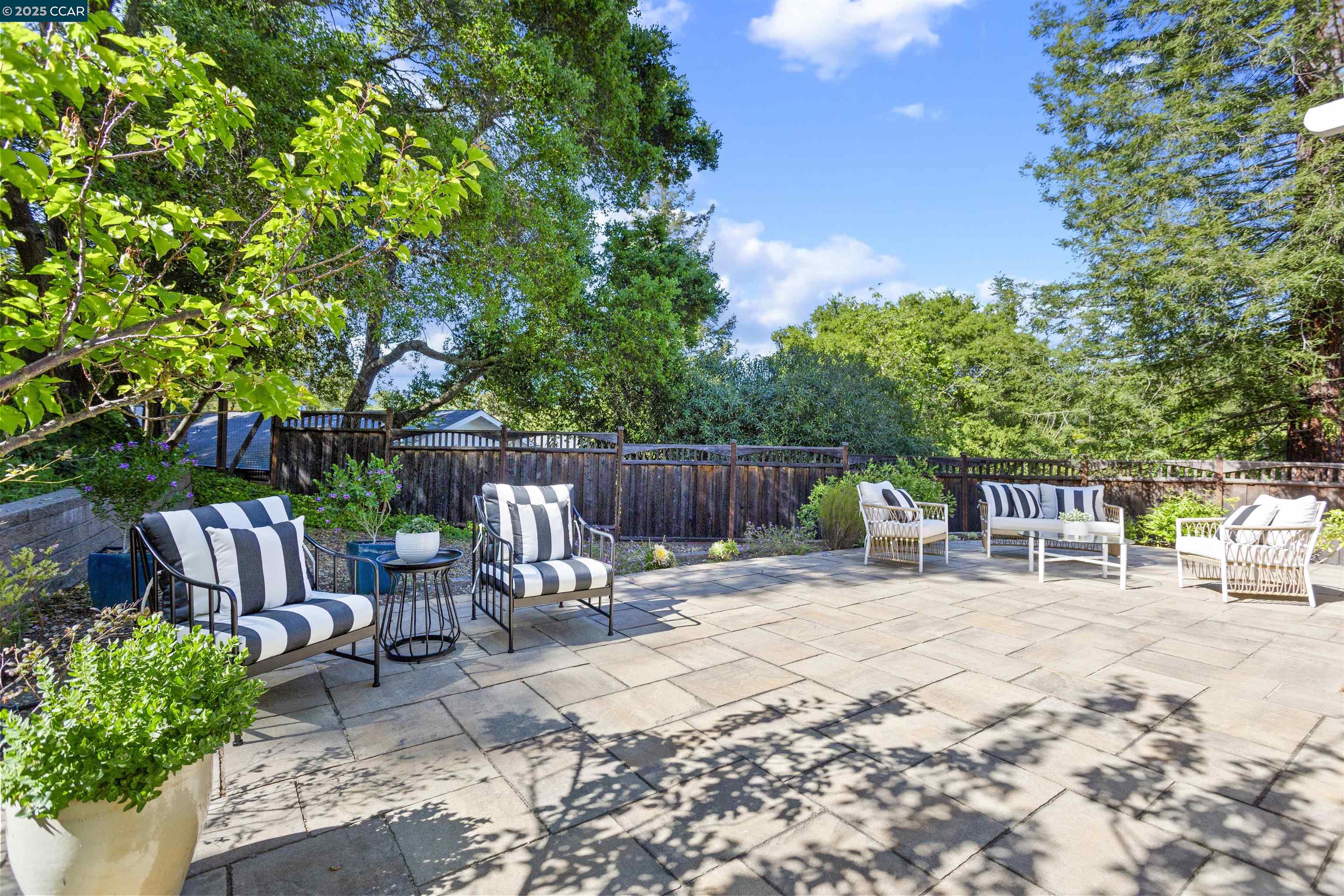 29 Greenwood Ct