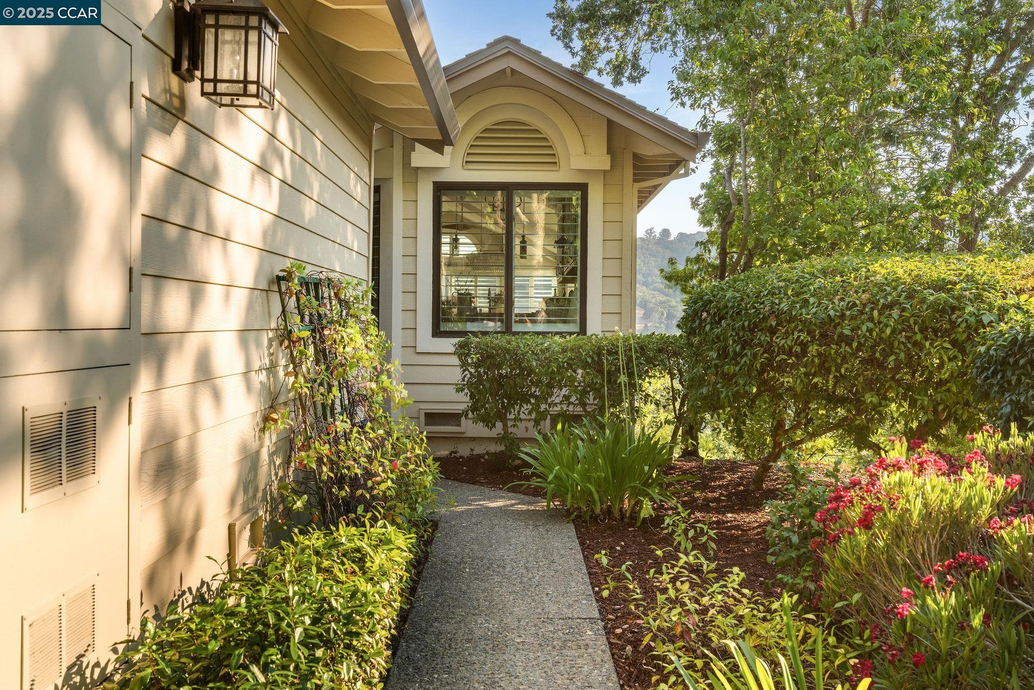 1957 Beacon Ridge Ct