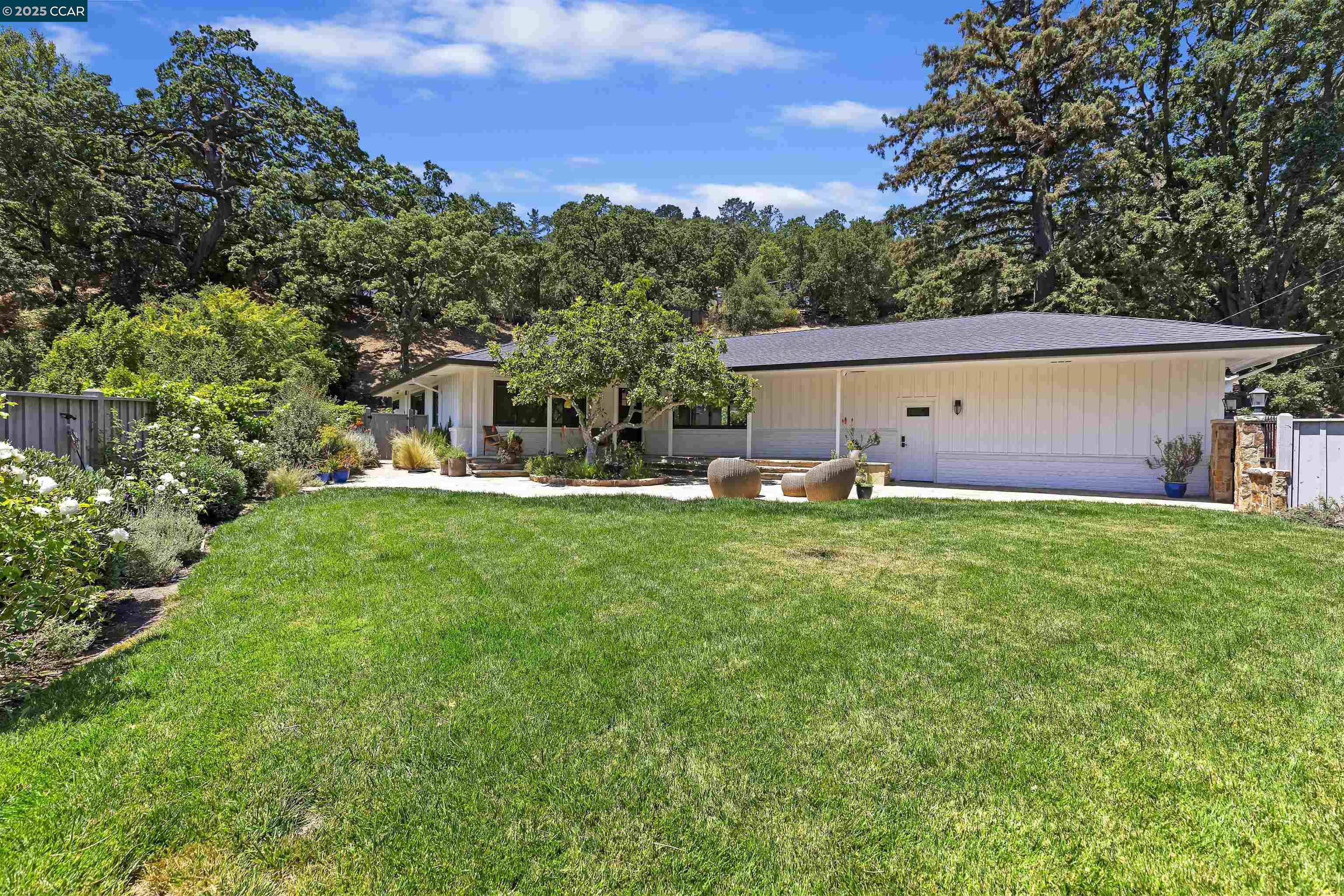 3363 Springhill Rd
