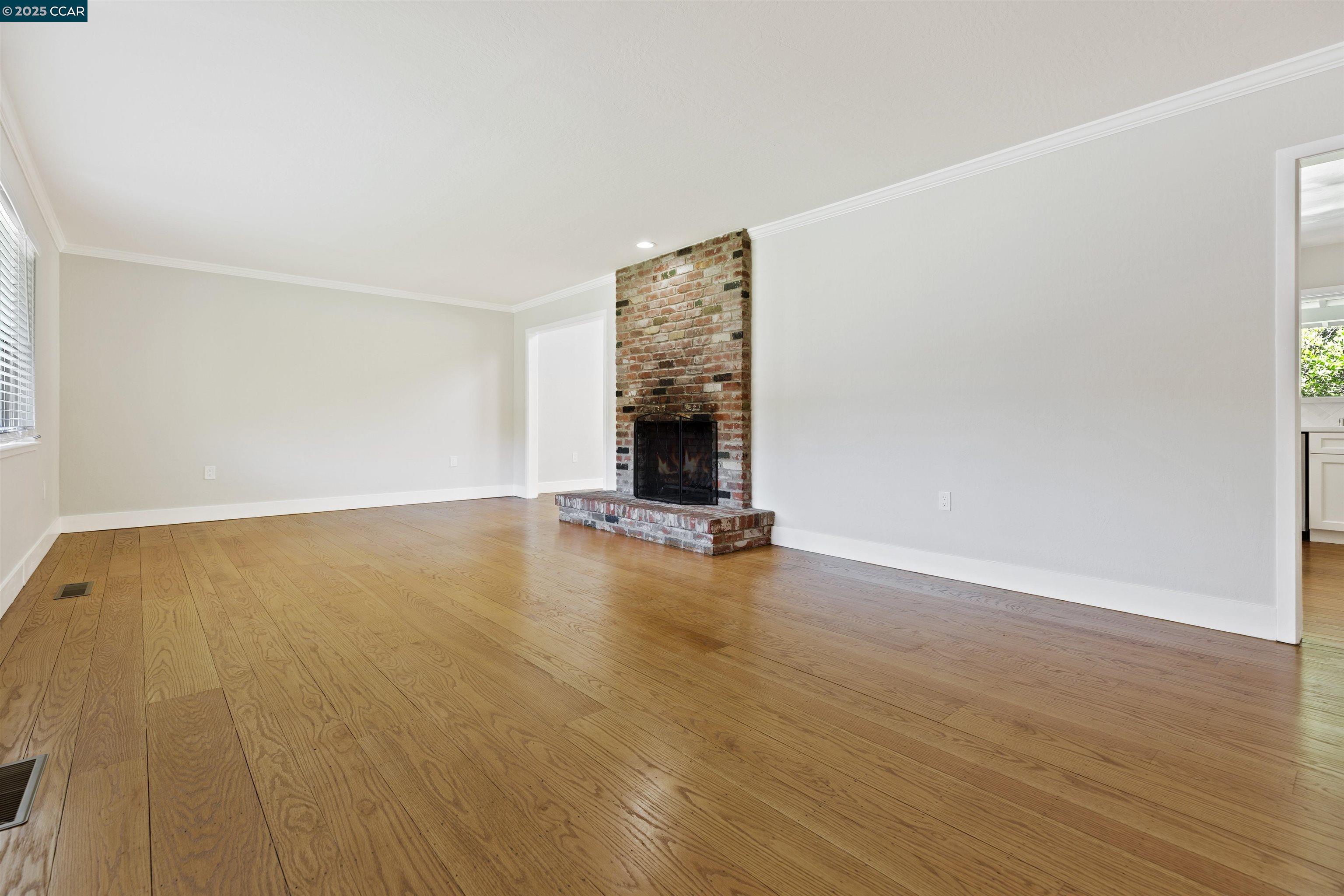 617 Lucas Dr