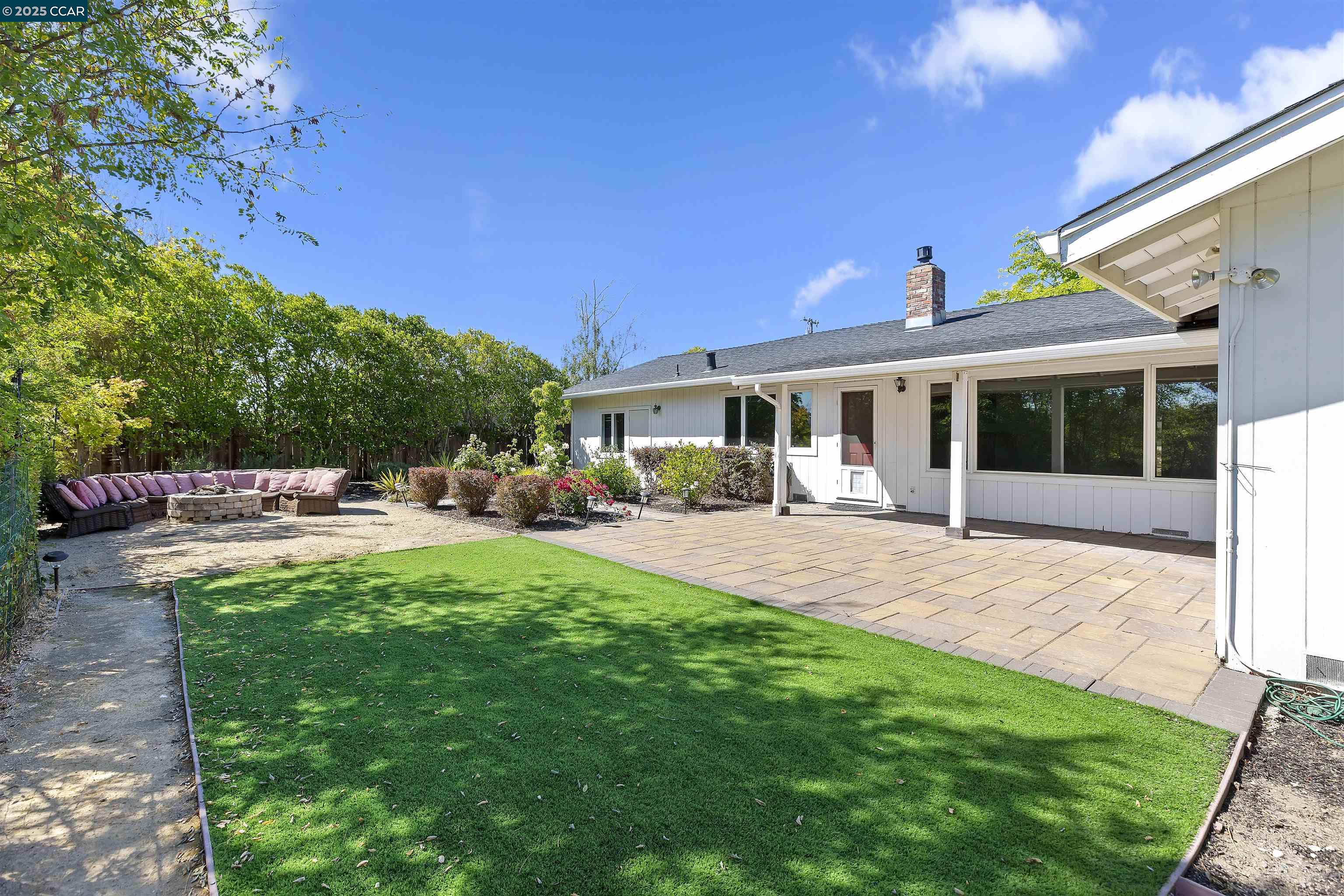 33 Sullivan Dr