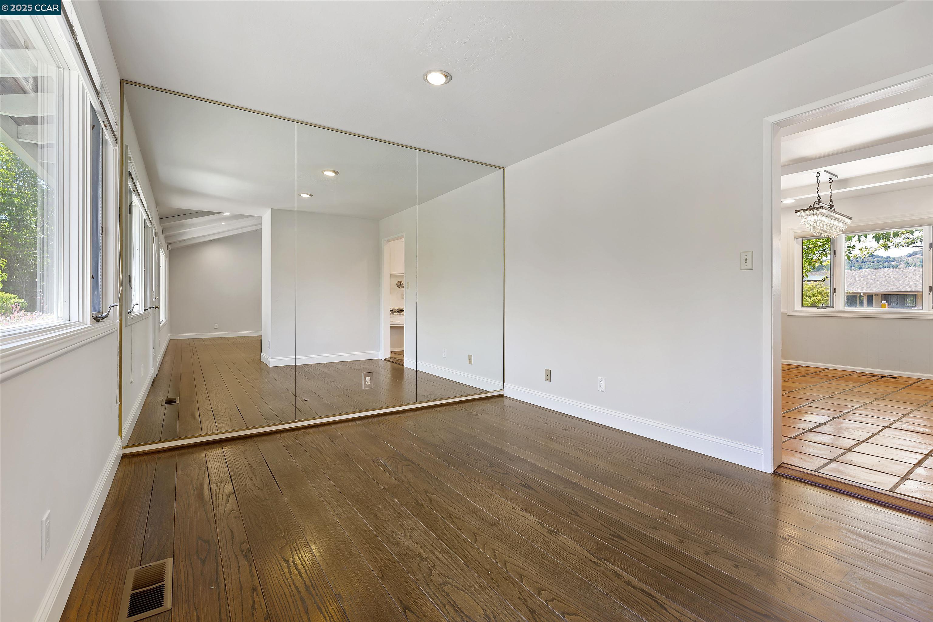 33 Sullivan Dr