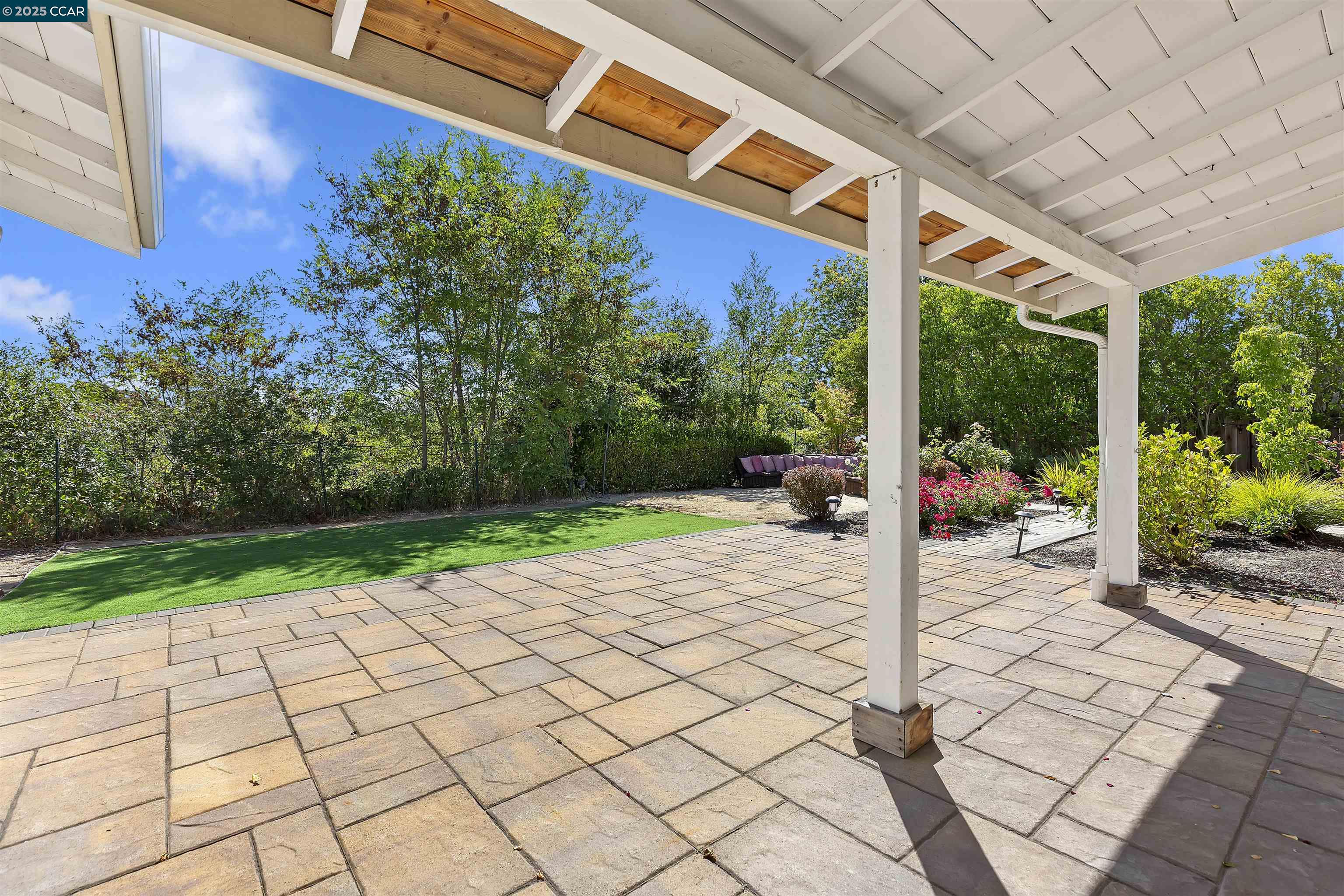 33 Sullivan Dr