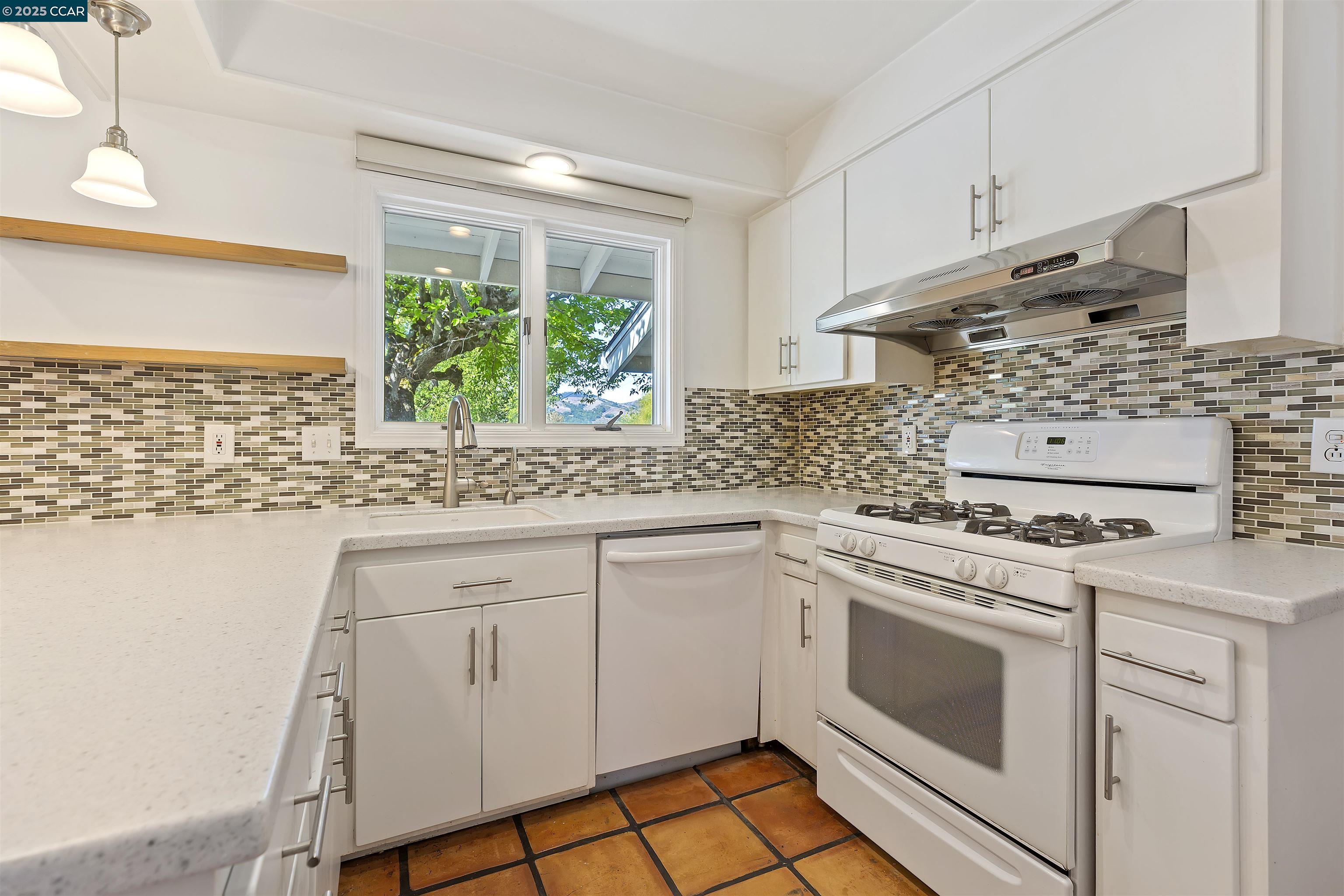 33 Sullivan Dr