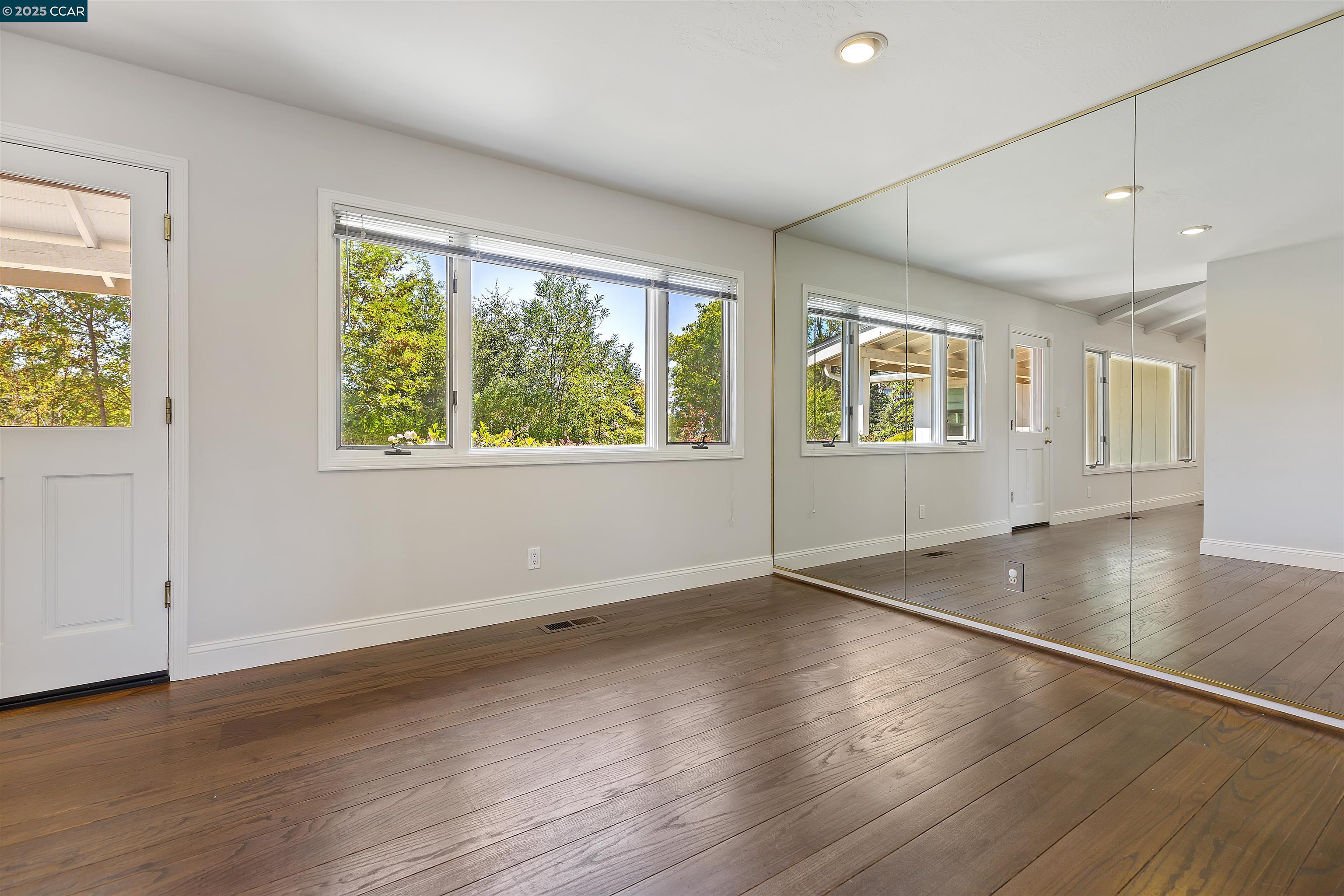 33 Sullivan Dr