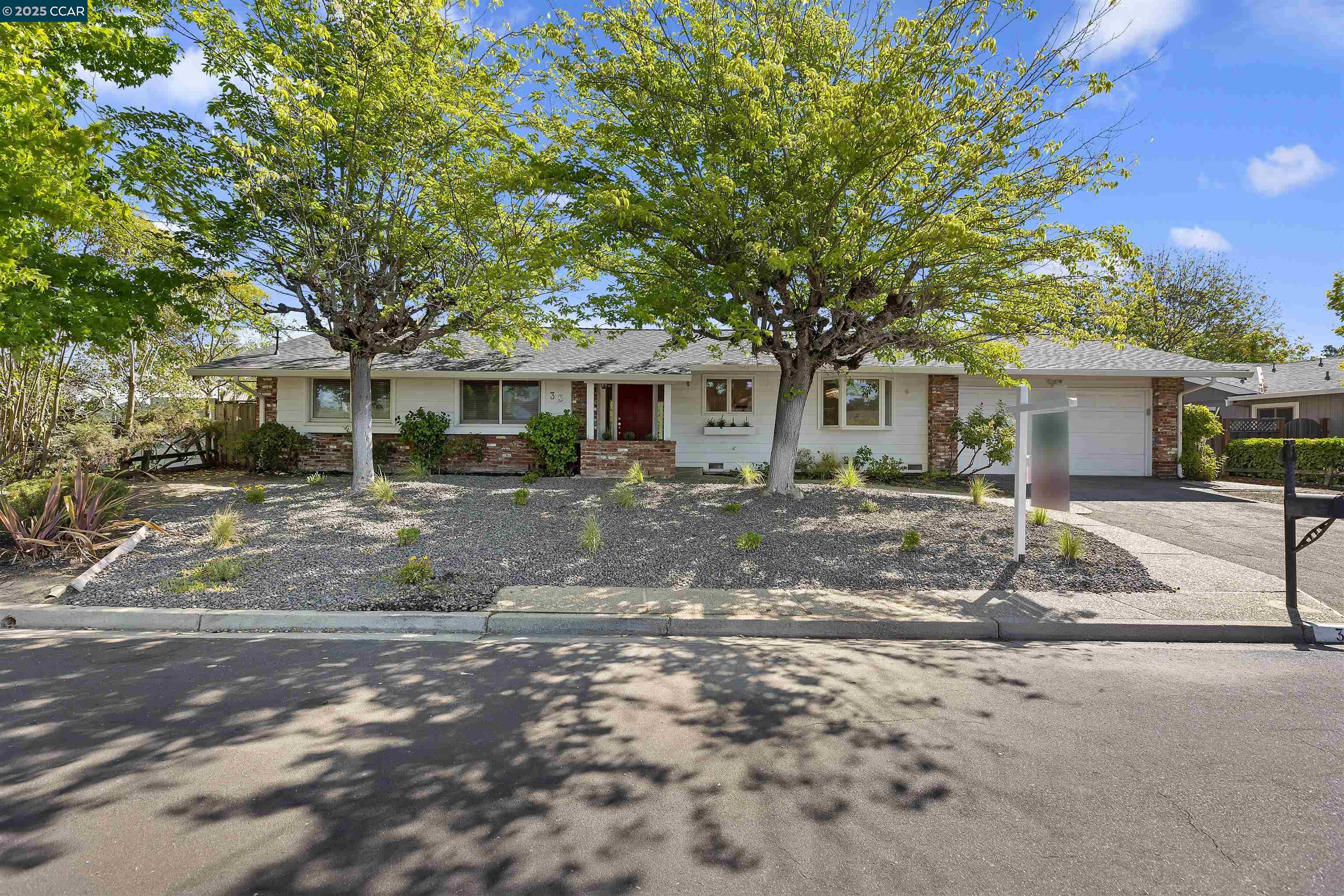 33 Sullivan Dr