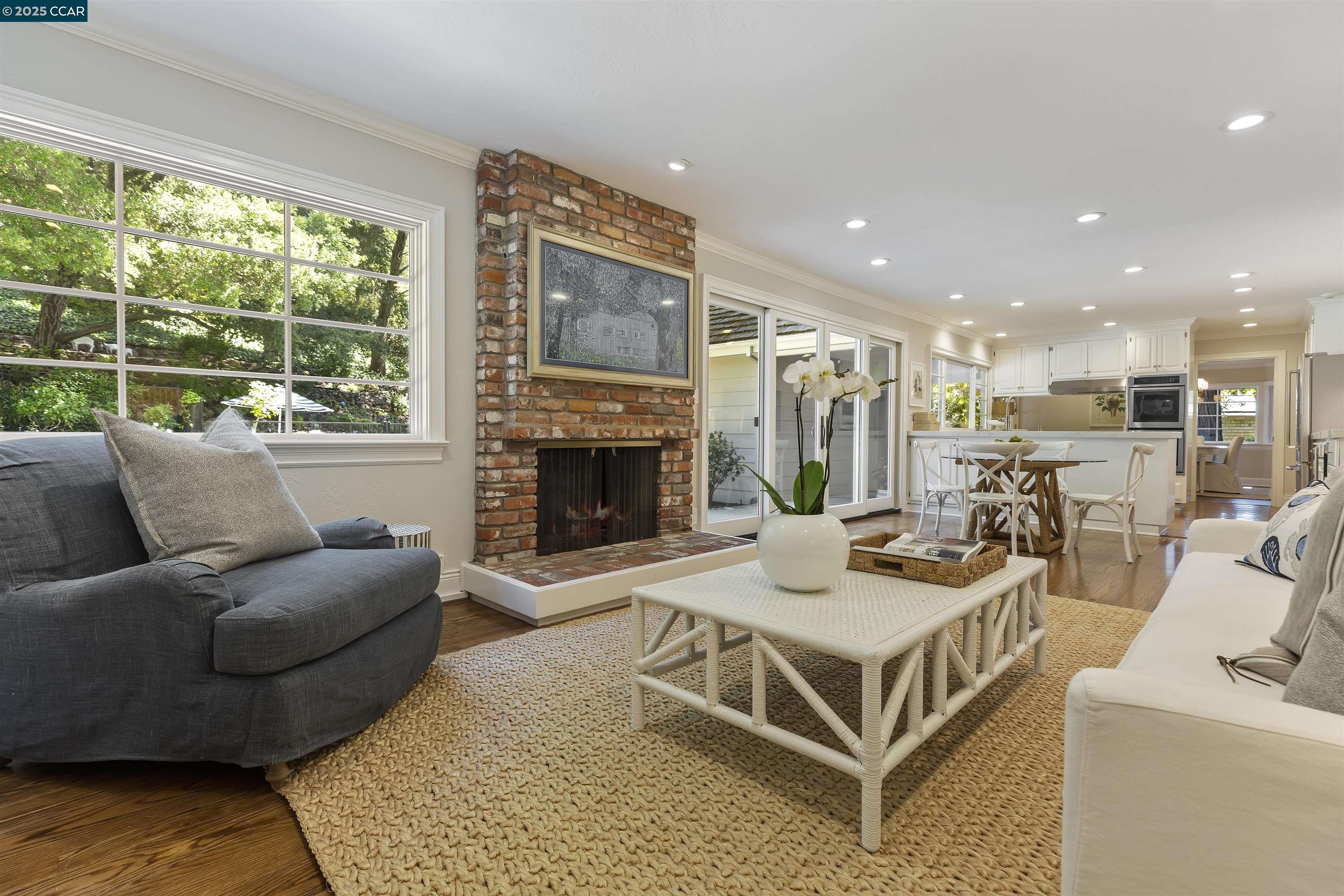 130 Amber Valley Dr