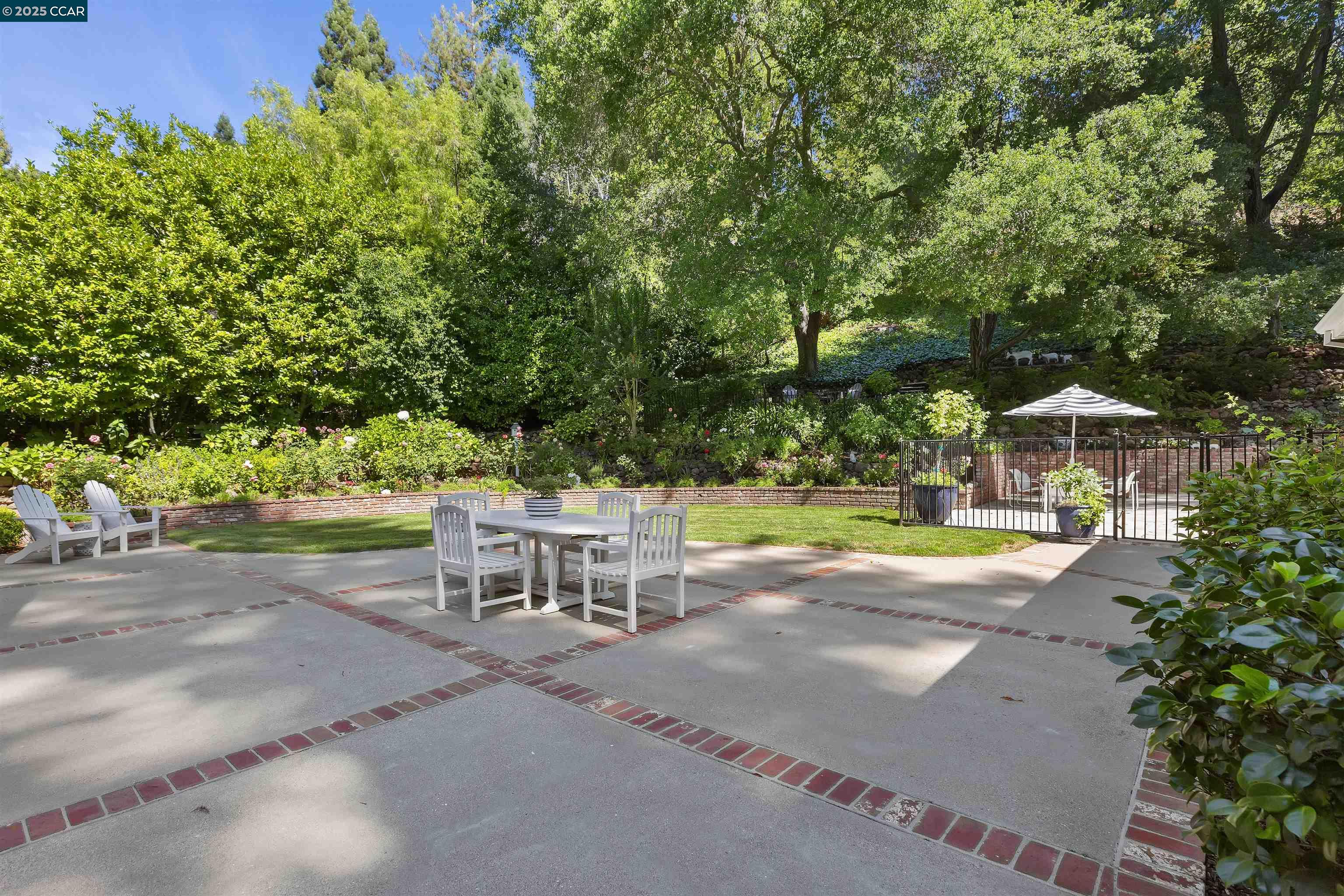 130 Amber Valley Dr