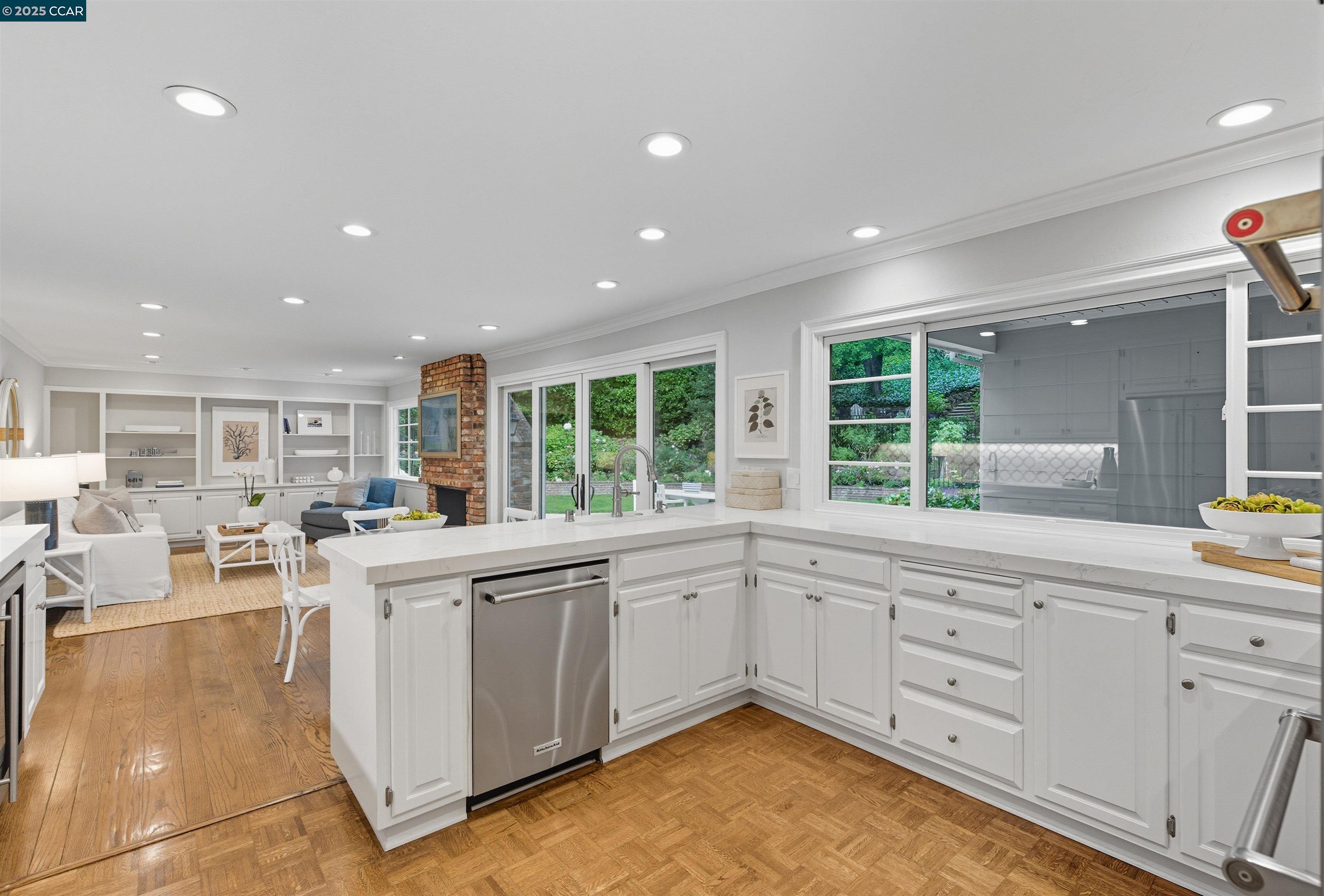 130 Amber Valley Dr