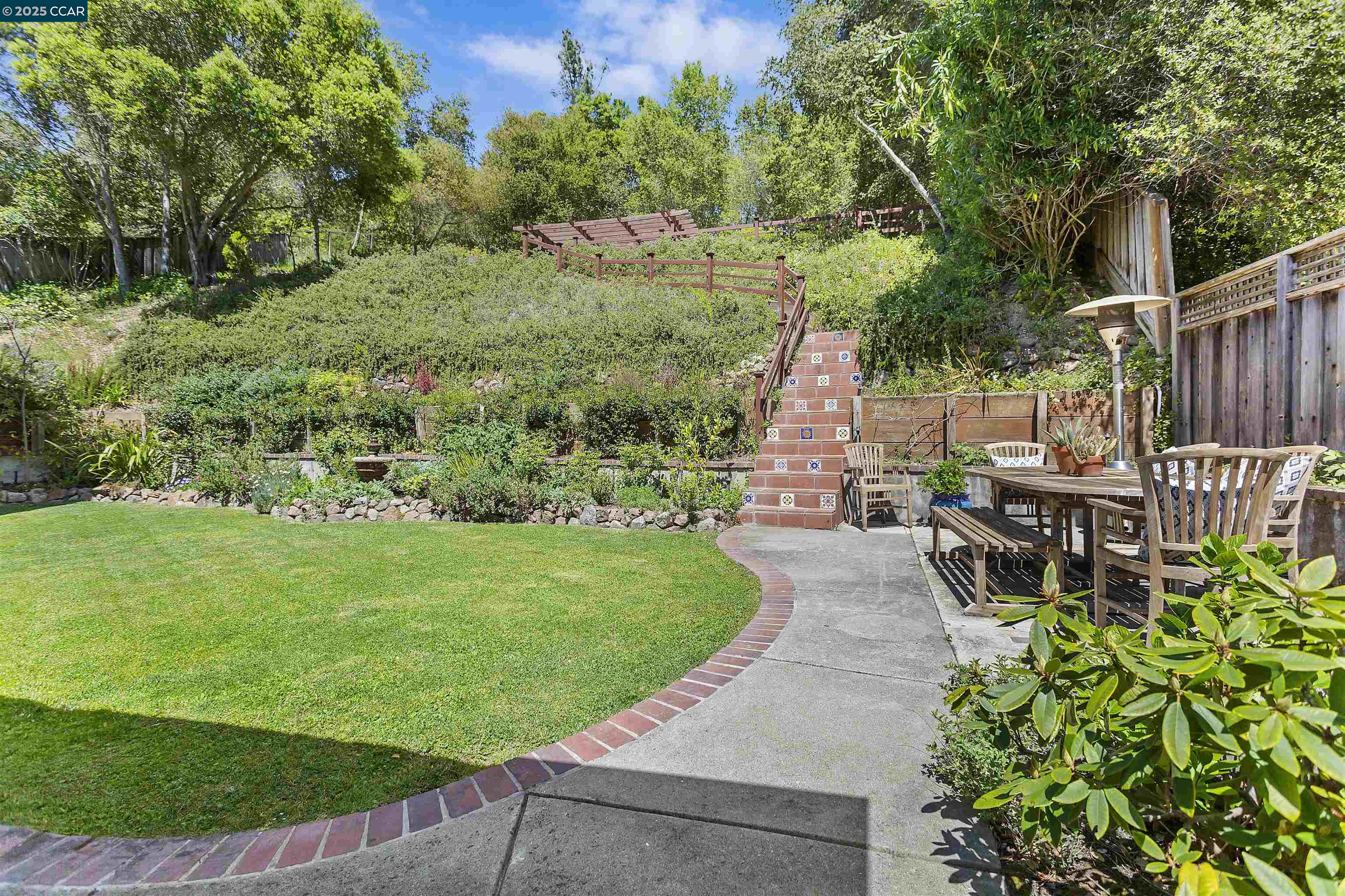34 Don Gabriel Way