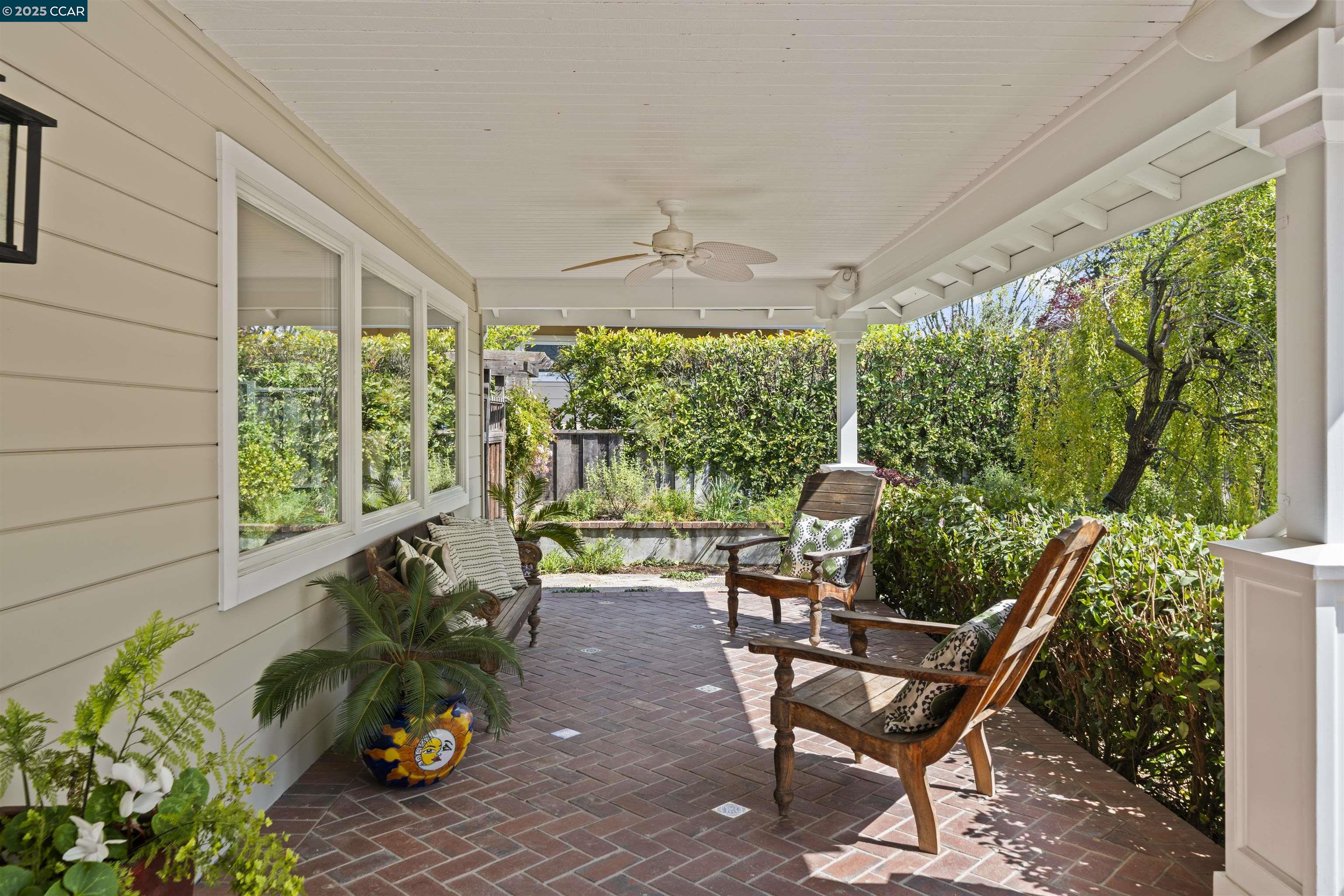 34 Don Gabriel Way
