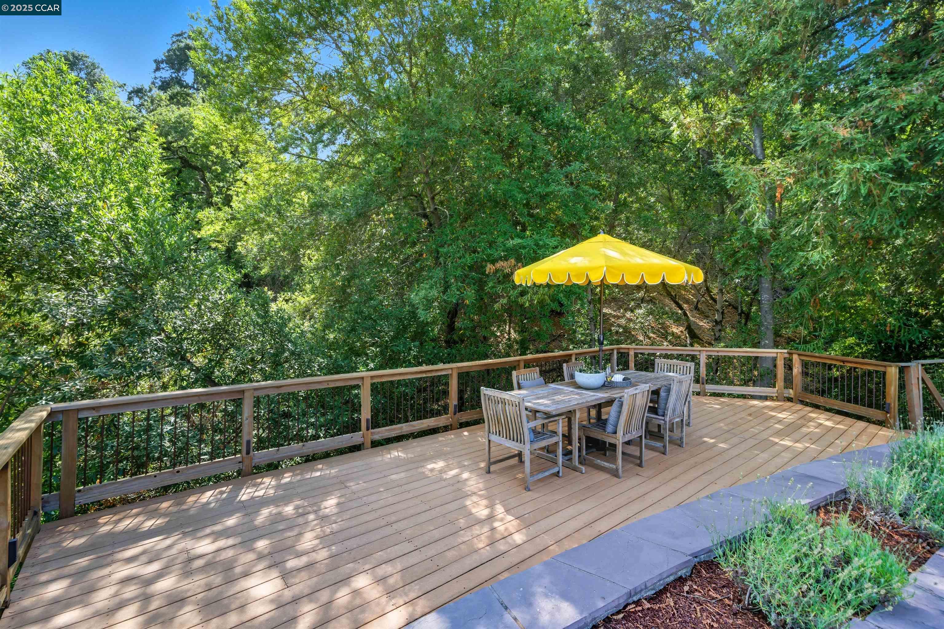 4161 Coralee Ln