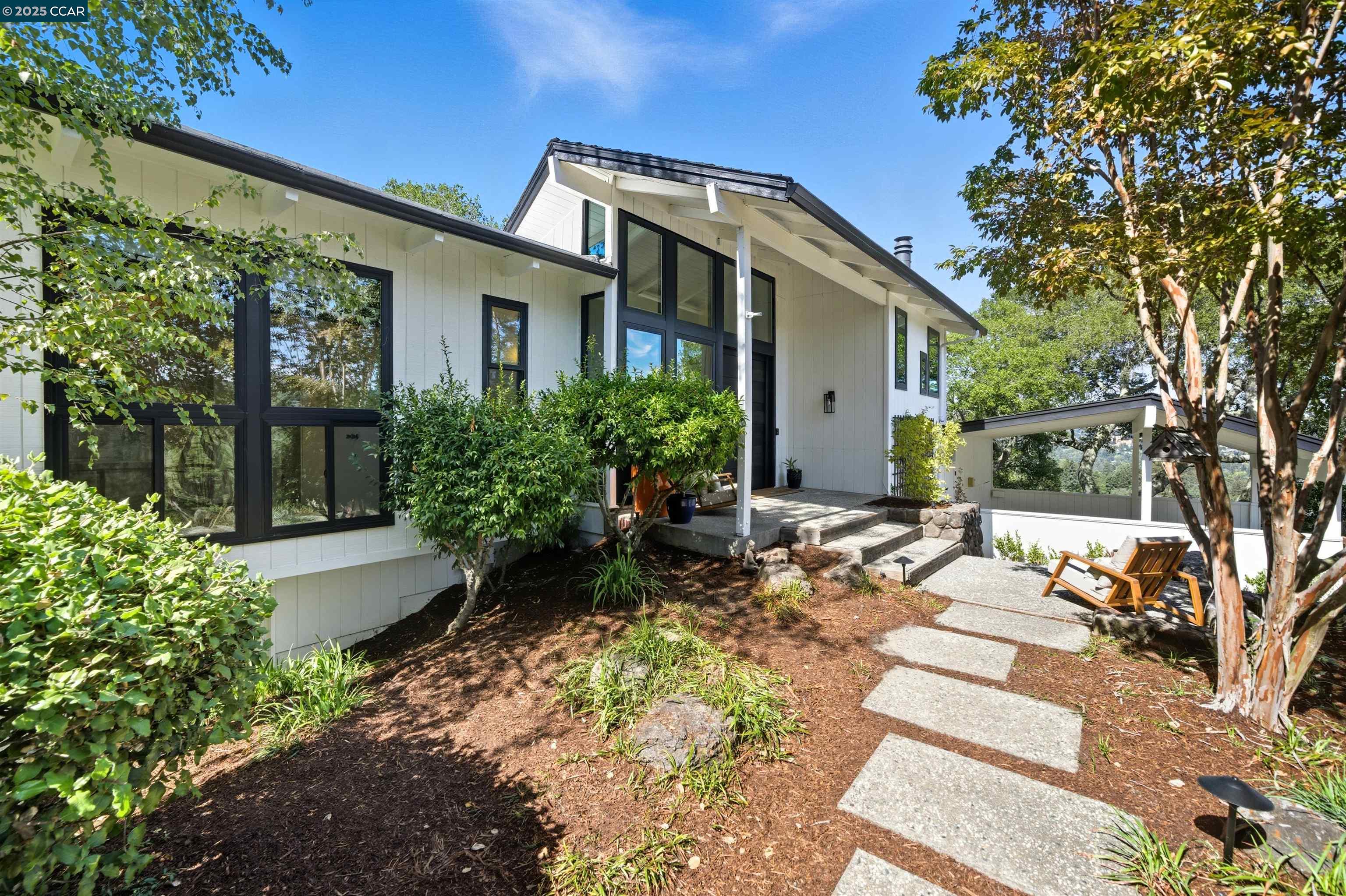4161 Coralee Ln