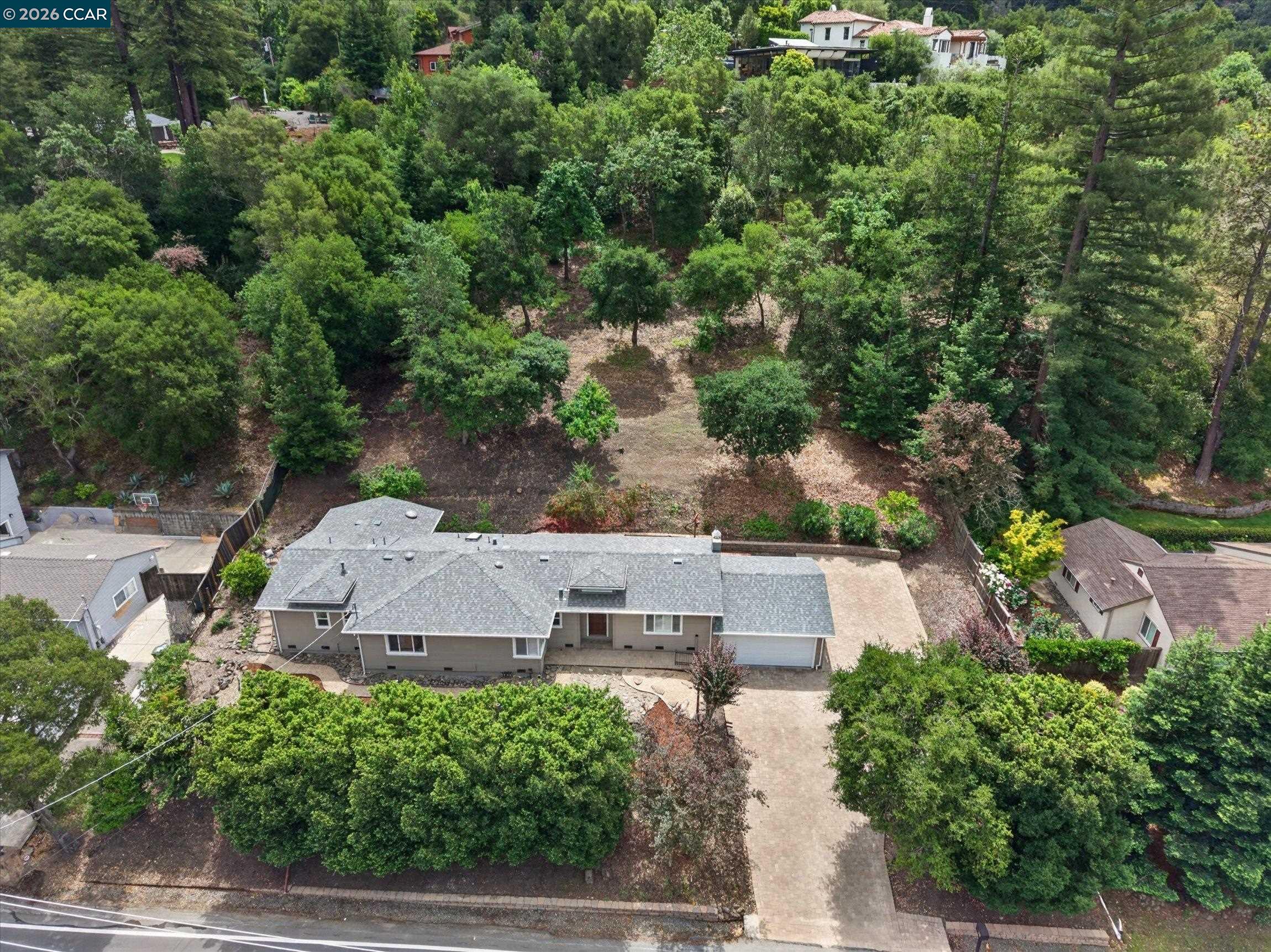 28 Rheem Blvd