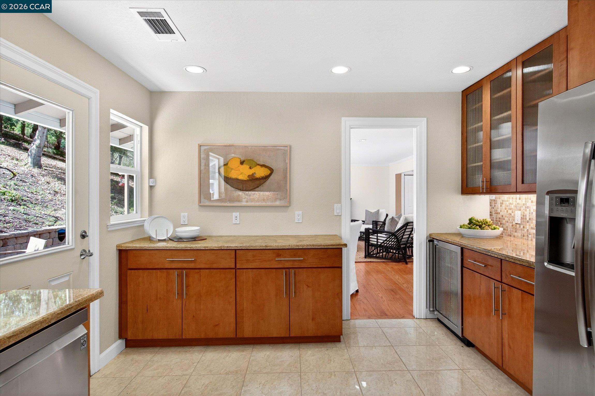 28 Rheem Blvd