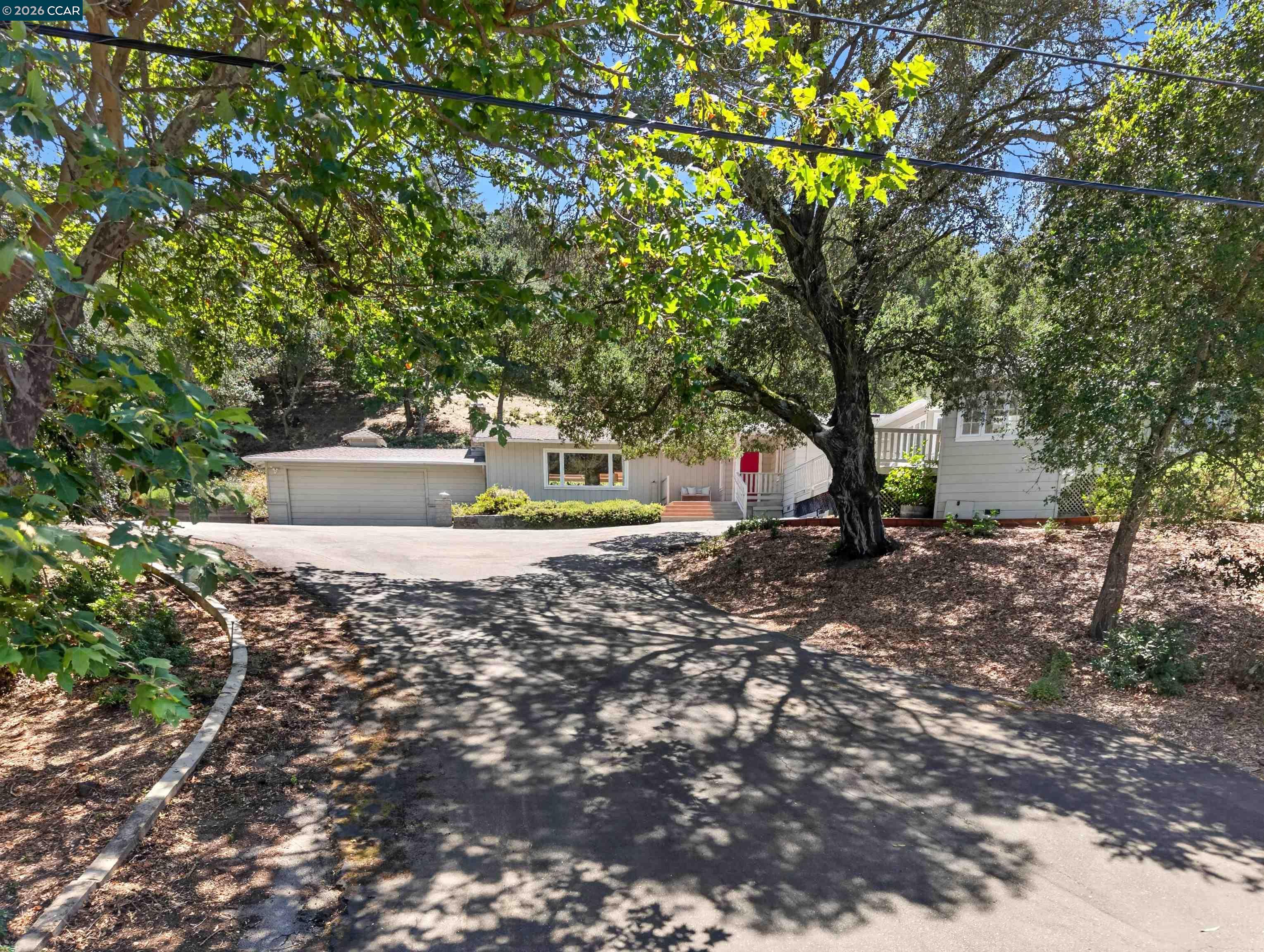 1 Greenwood Ct
