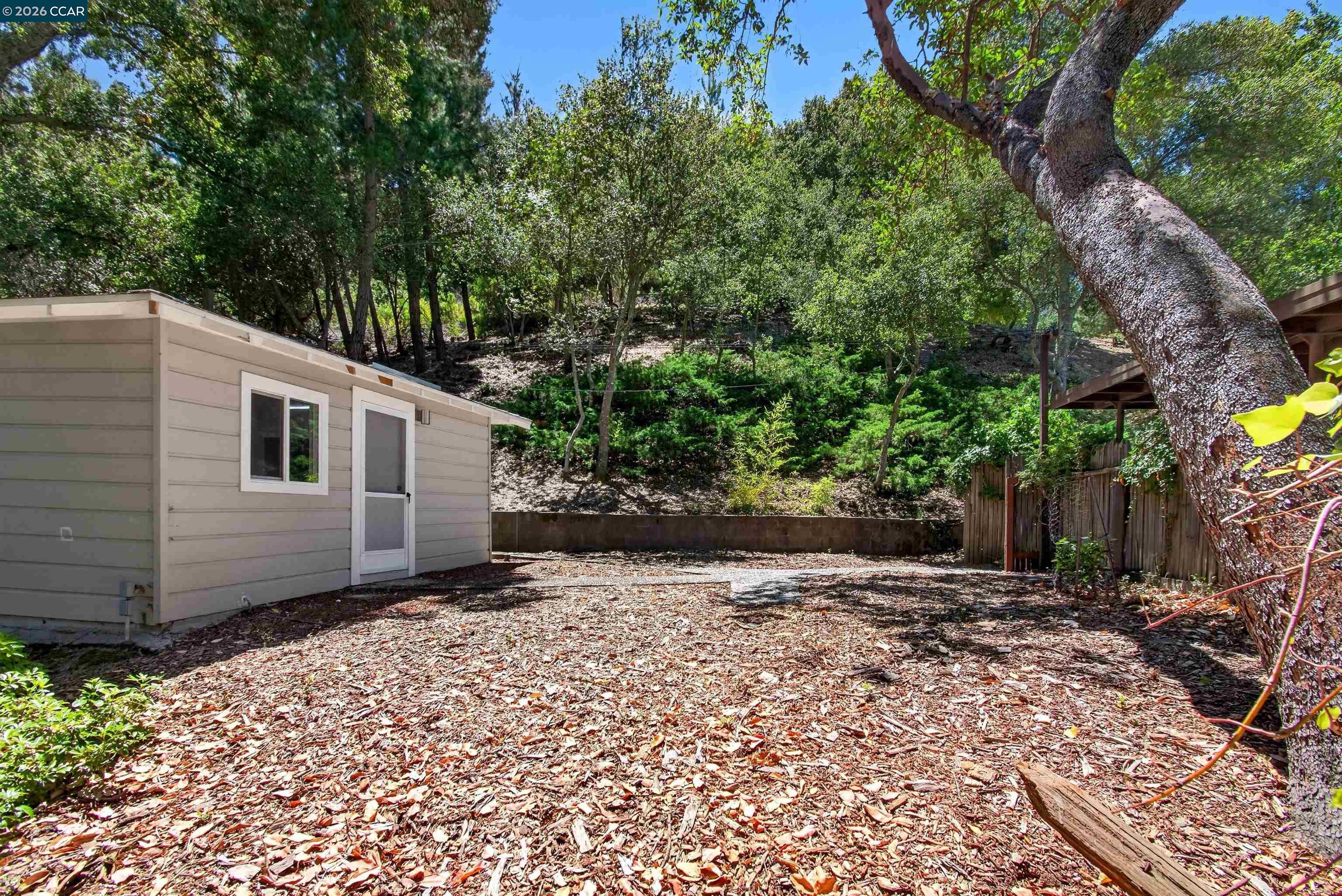 1 Greenwood Ct