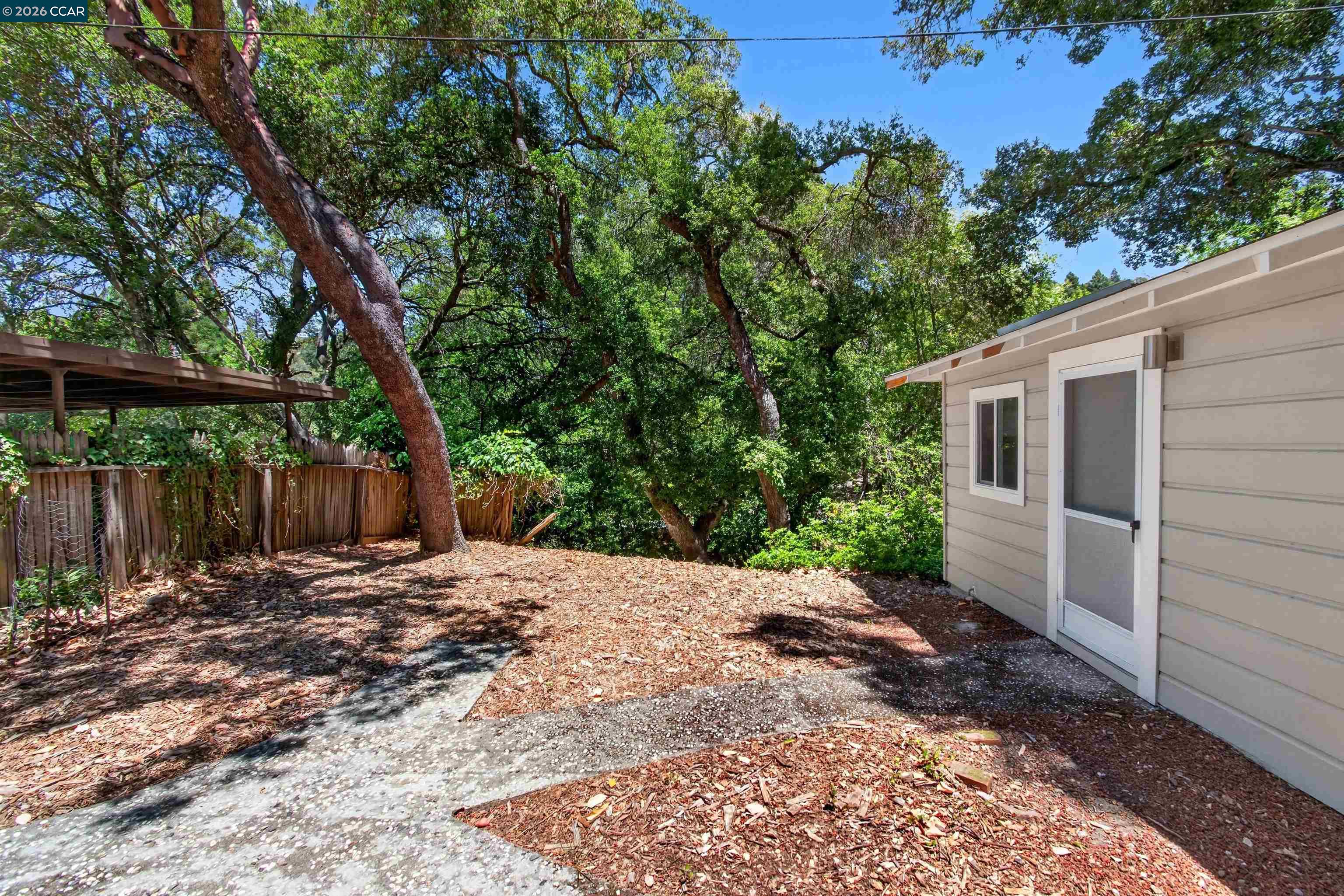1 Greenwood Ct