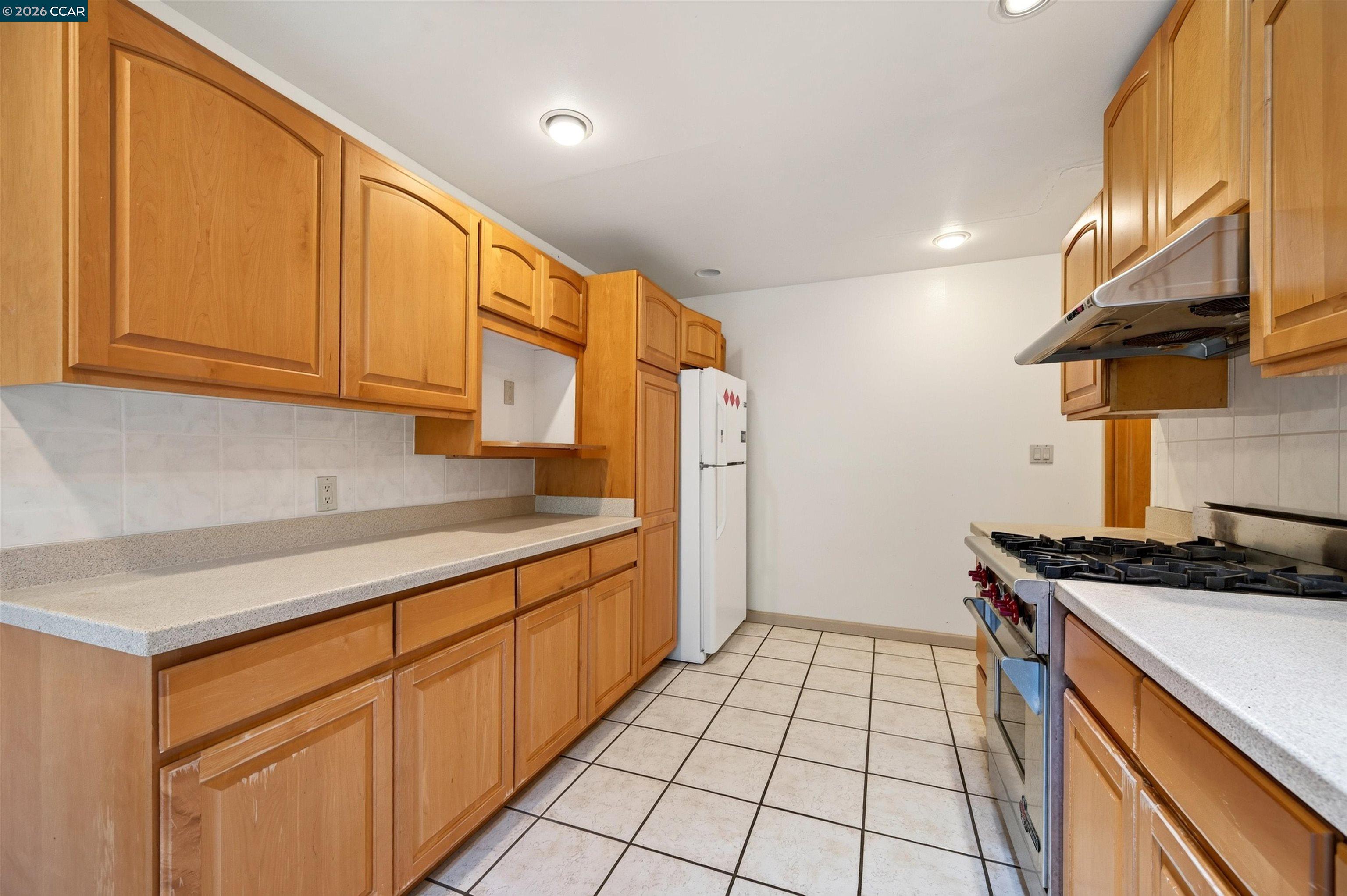 3 Shadow Creek Ln