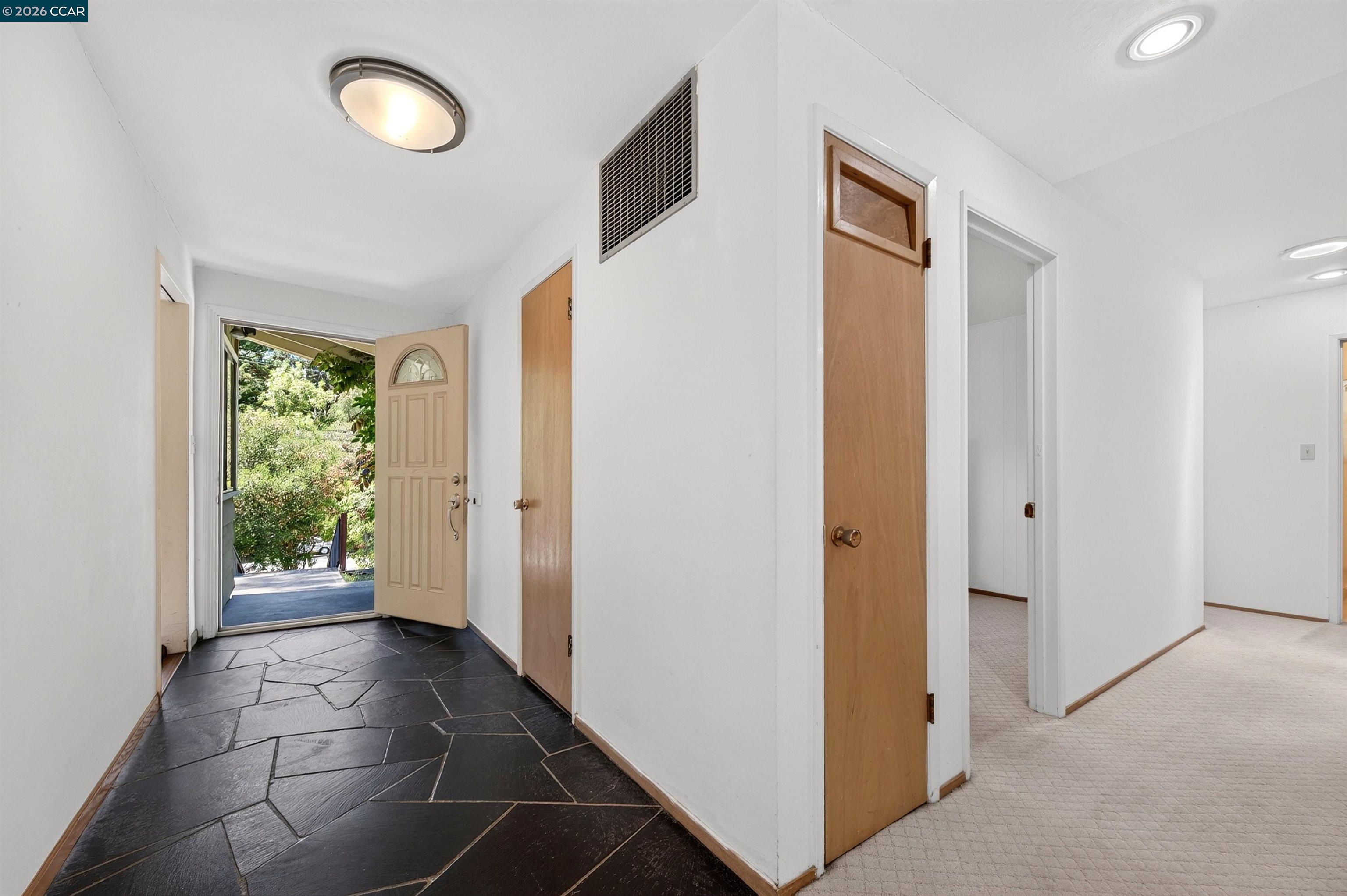 3 Shadow Creek Ln