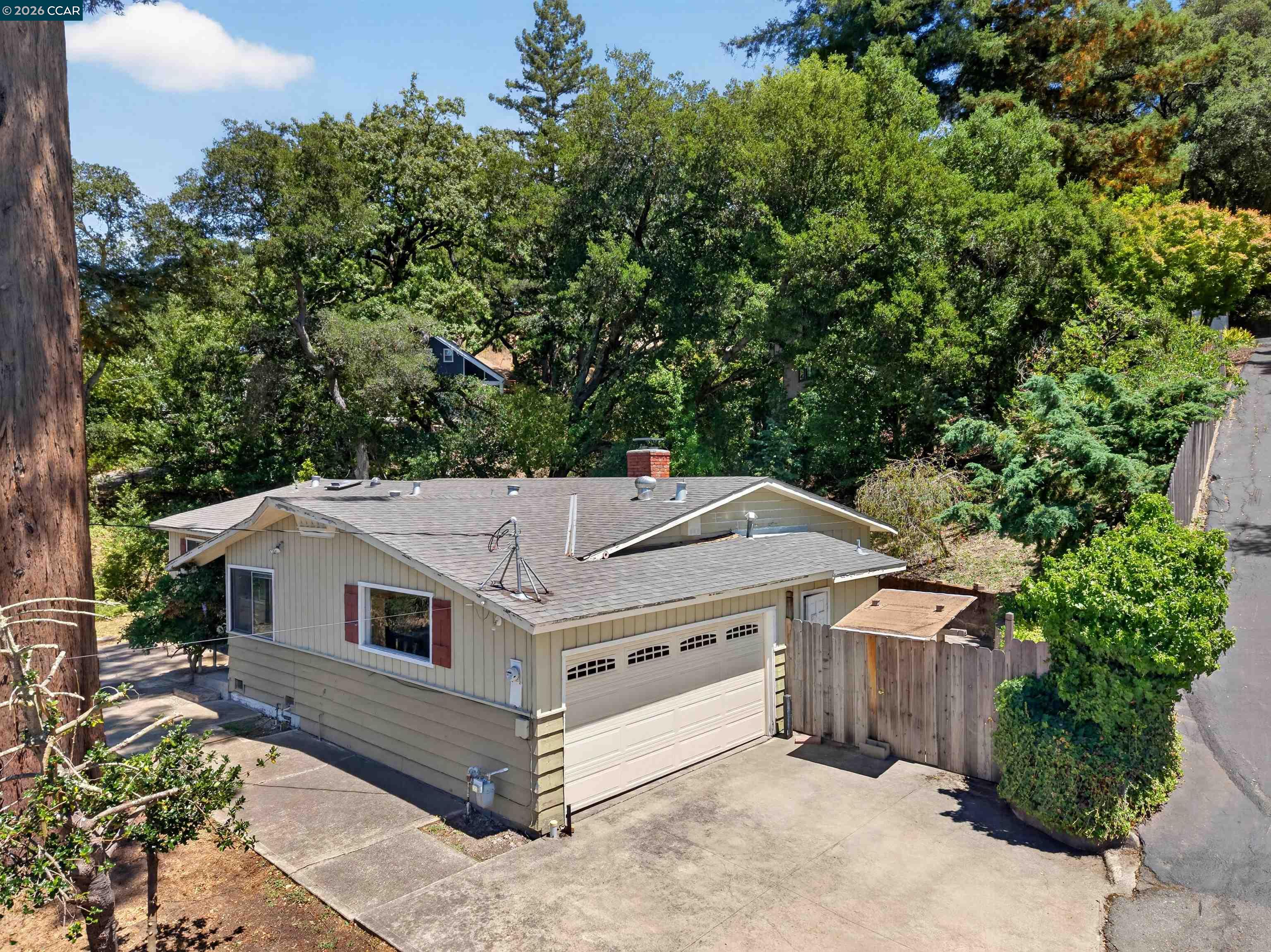 3 Shadow Creek Ln