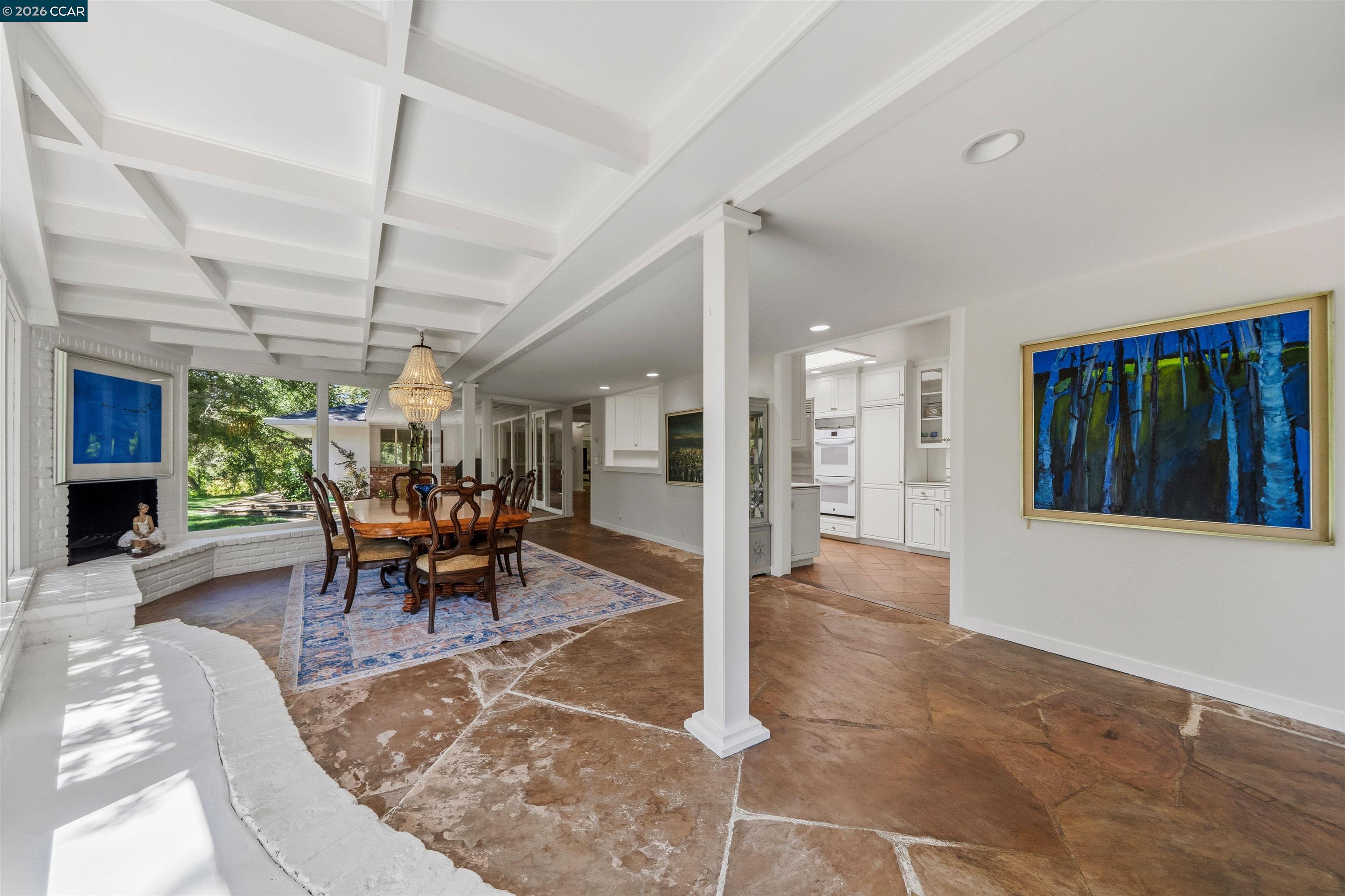 18 Sycamore Rd