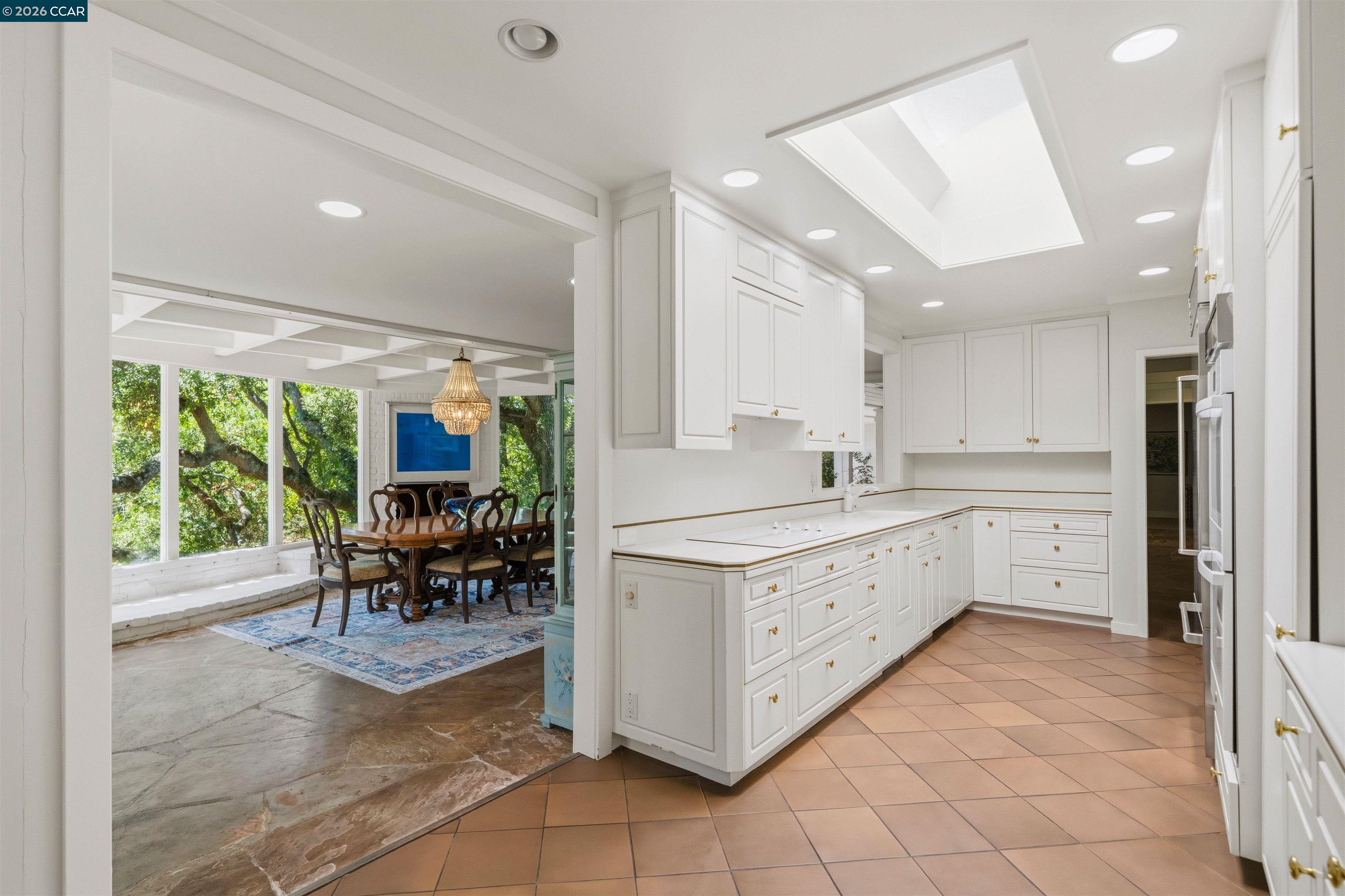 18 Sycamore Rd