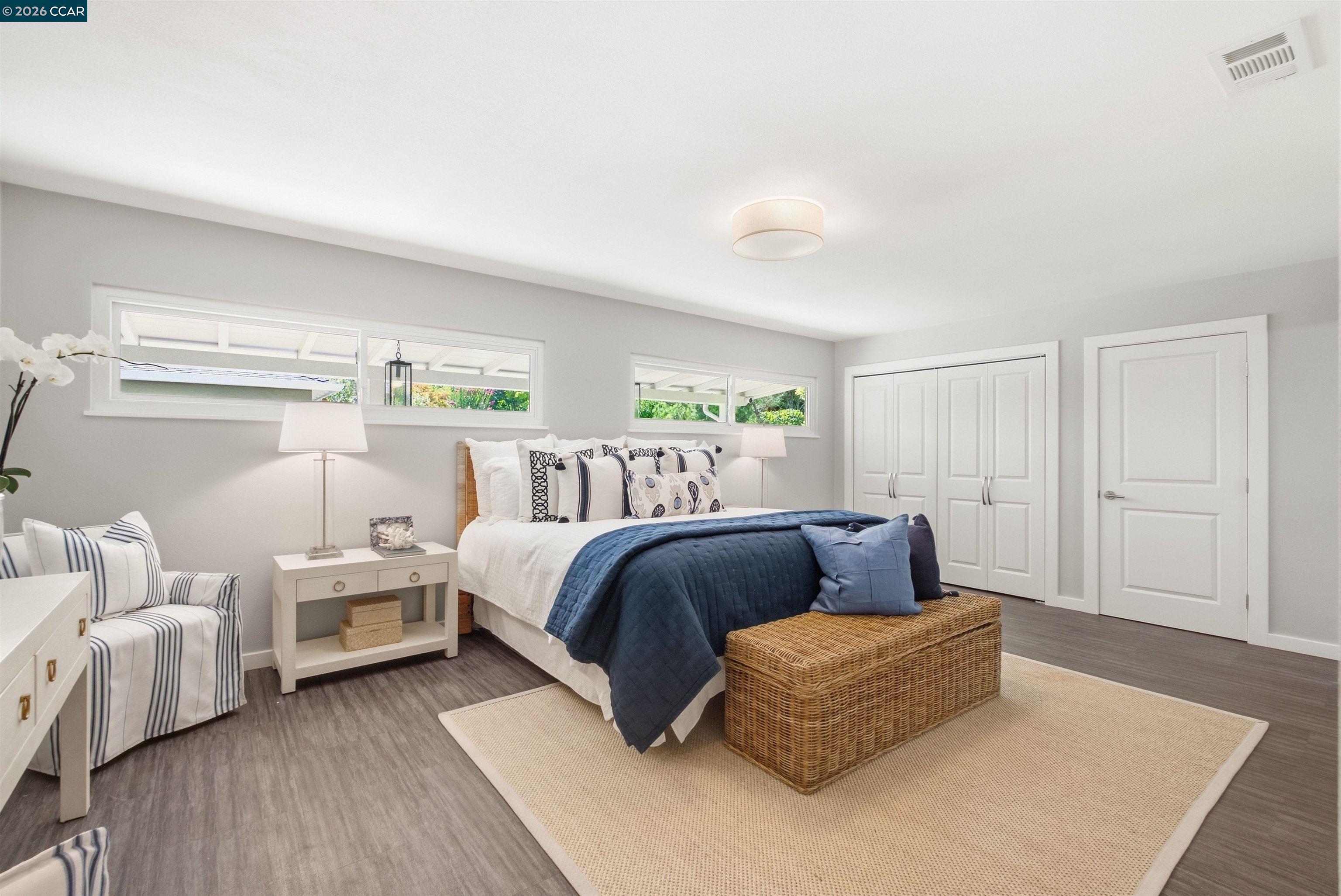 57 Lombardy Ln