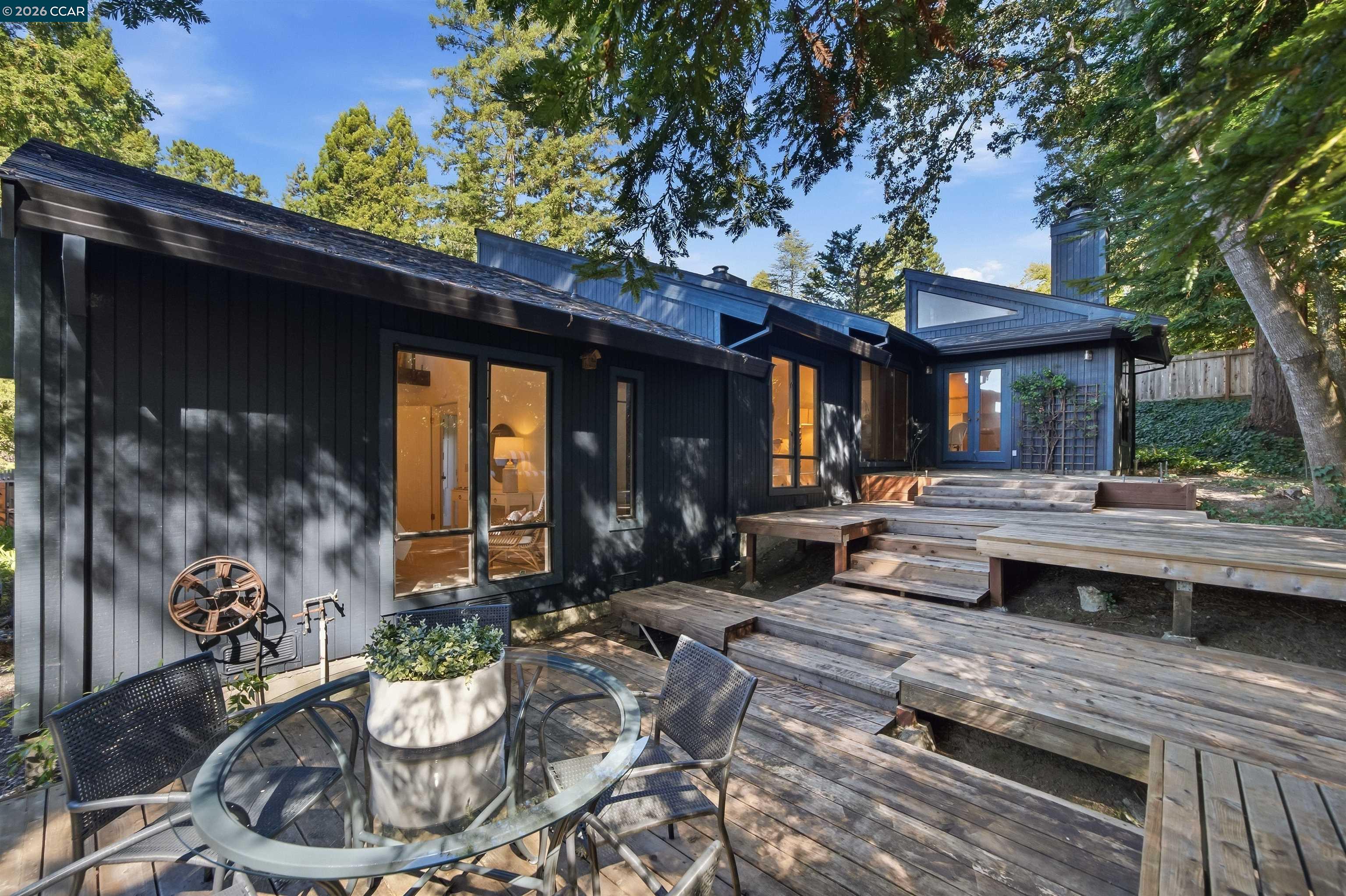 41 E Altarinda Dr
