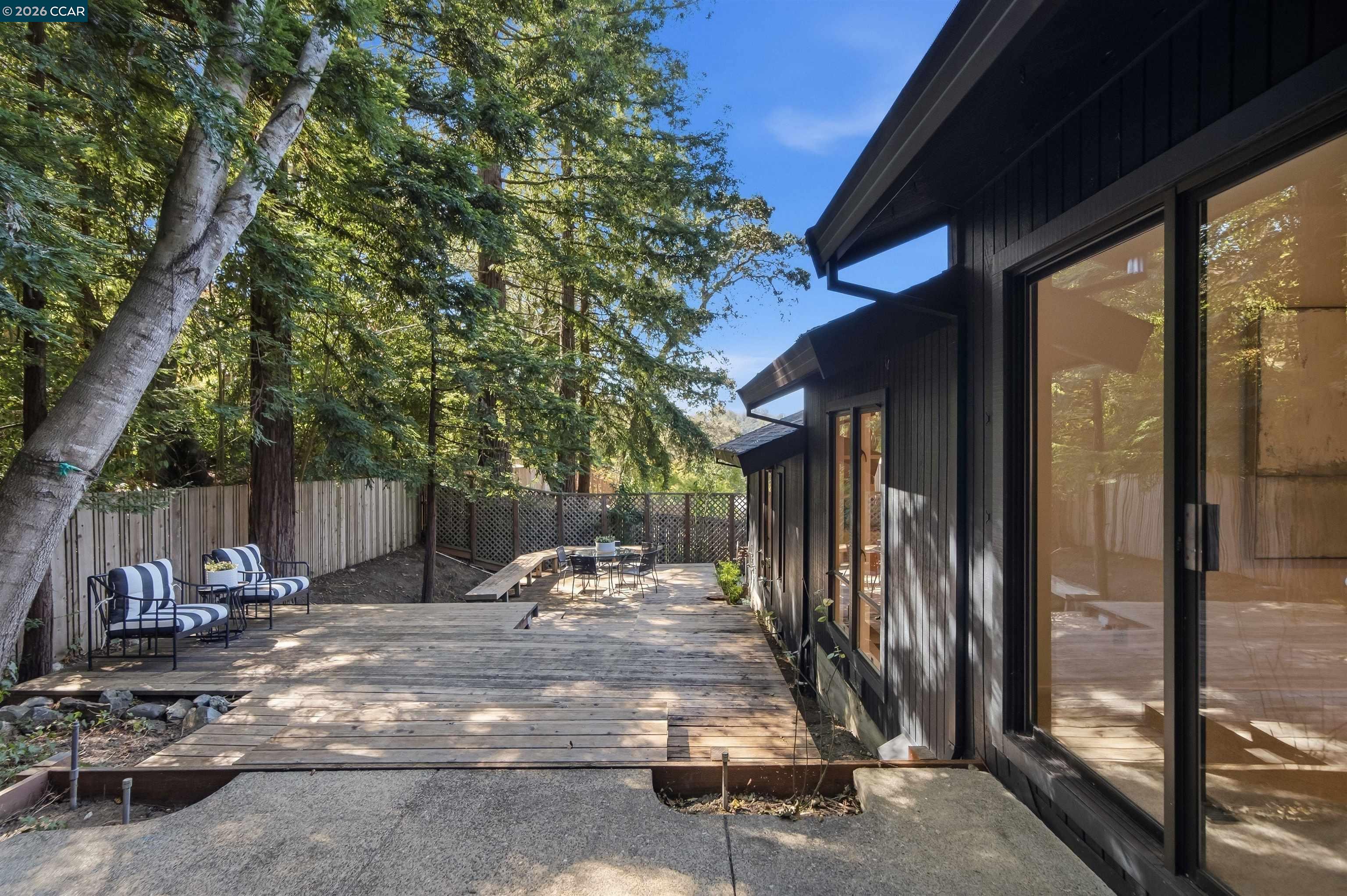 41 E Altarinda Dr