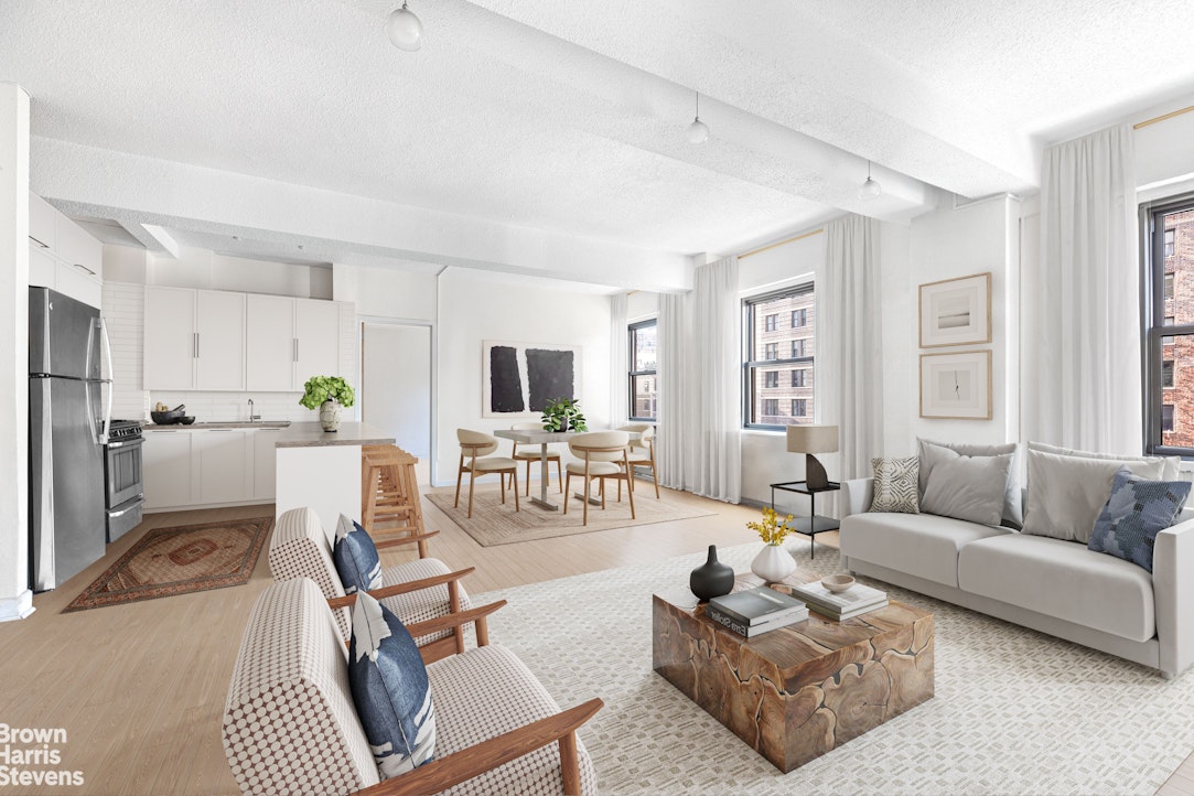 2166 BROADWAY 7A