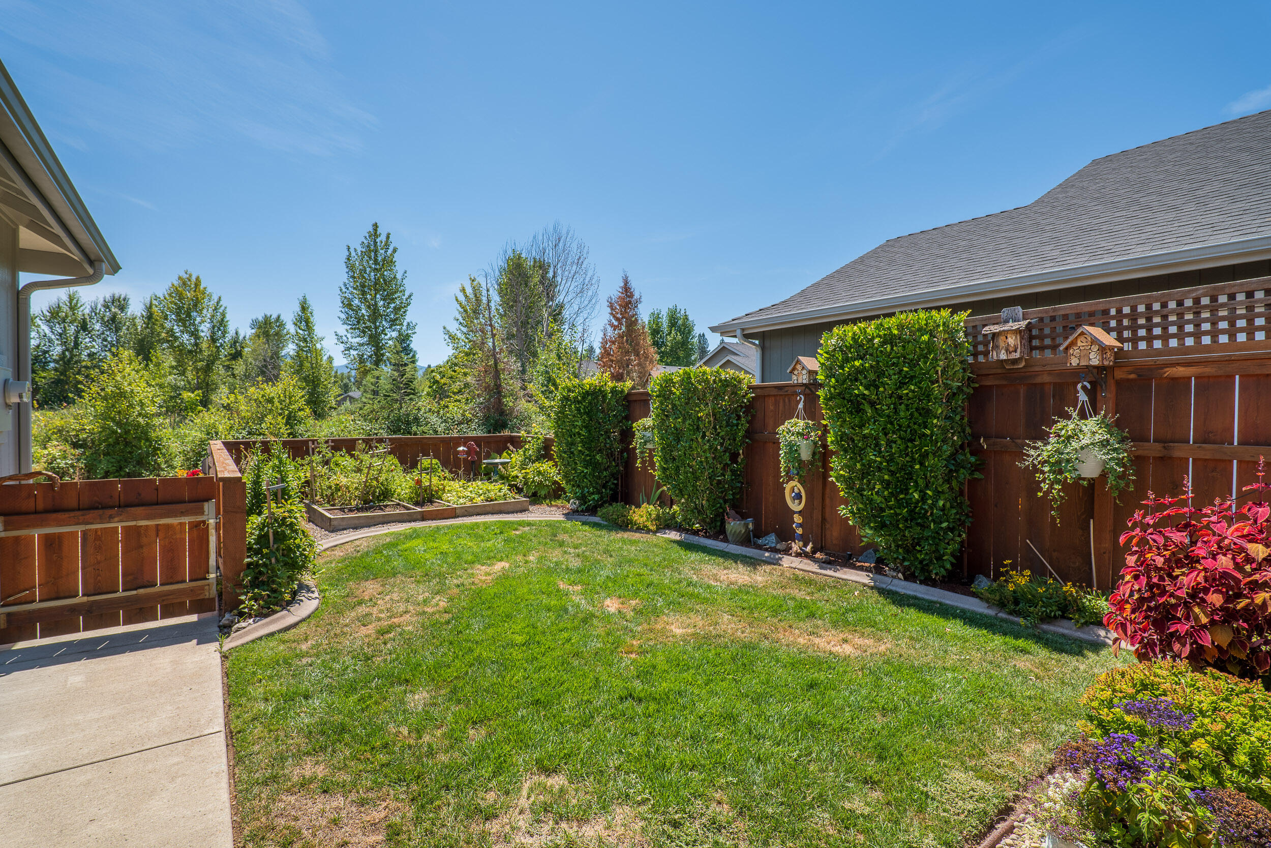 2793 SW Elmer Nelson Lane