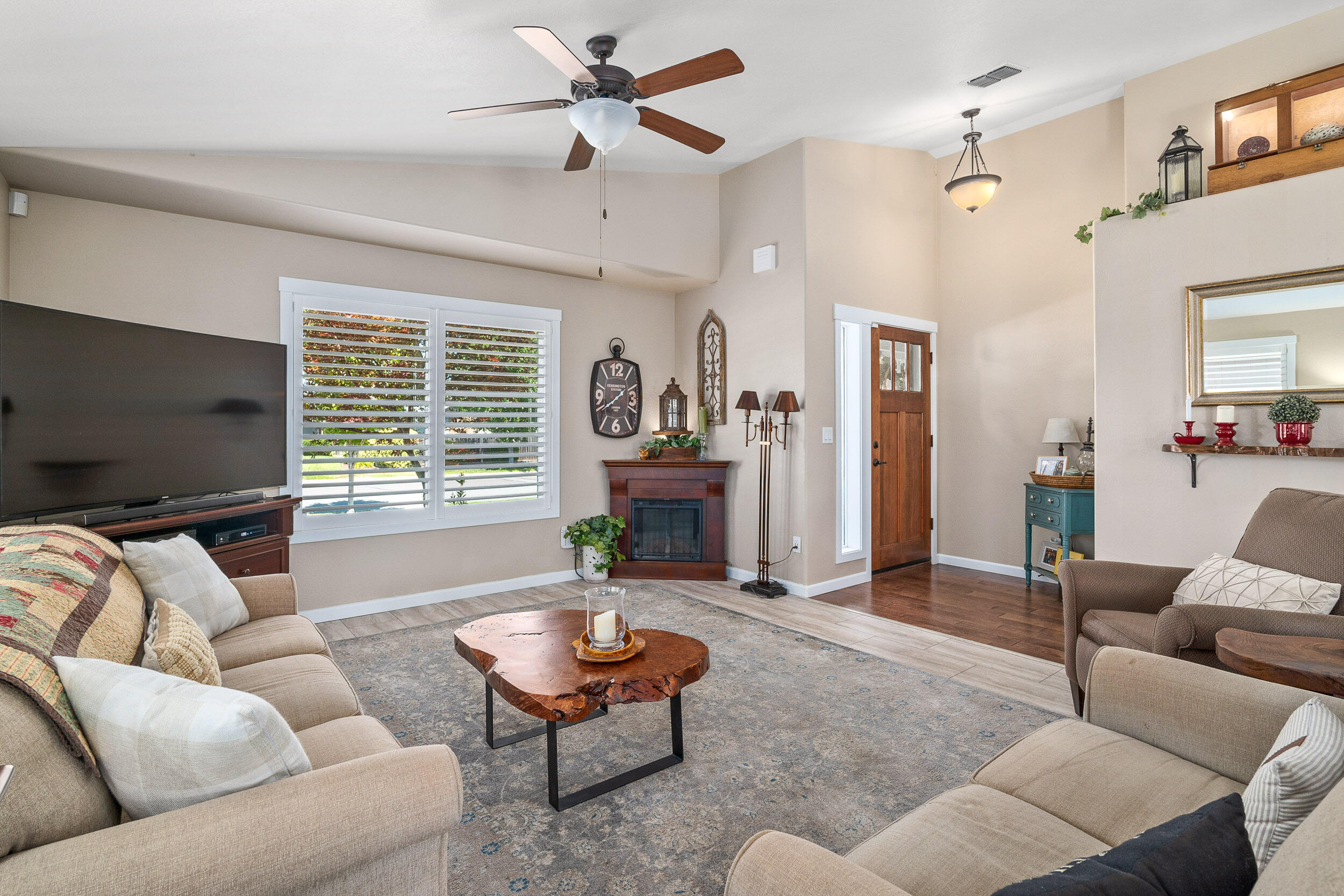 2793 SW Elmer Nelson Lane