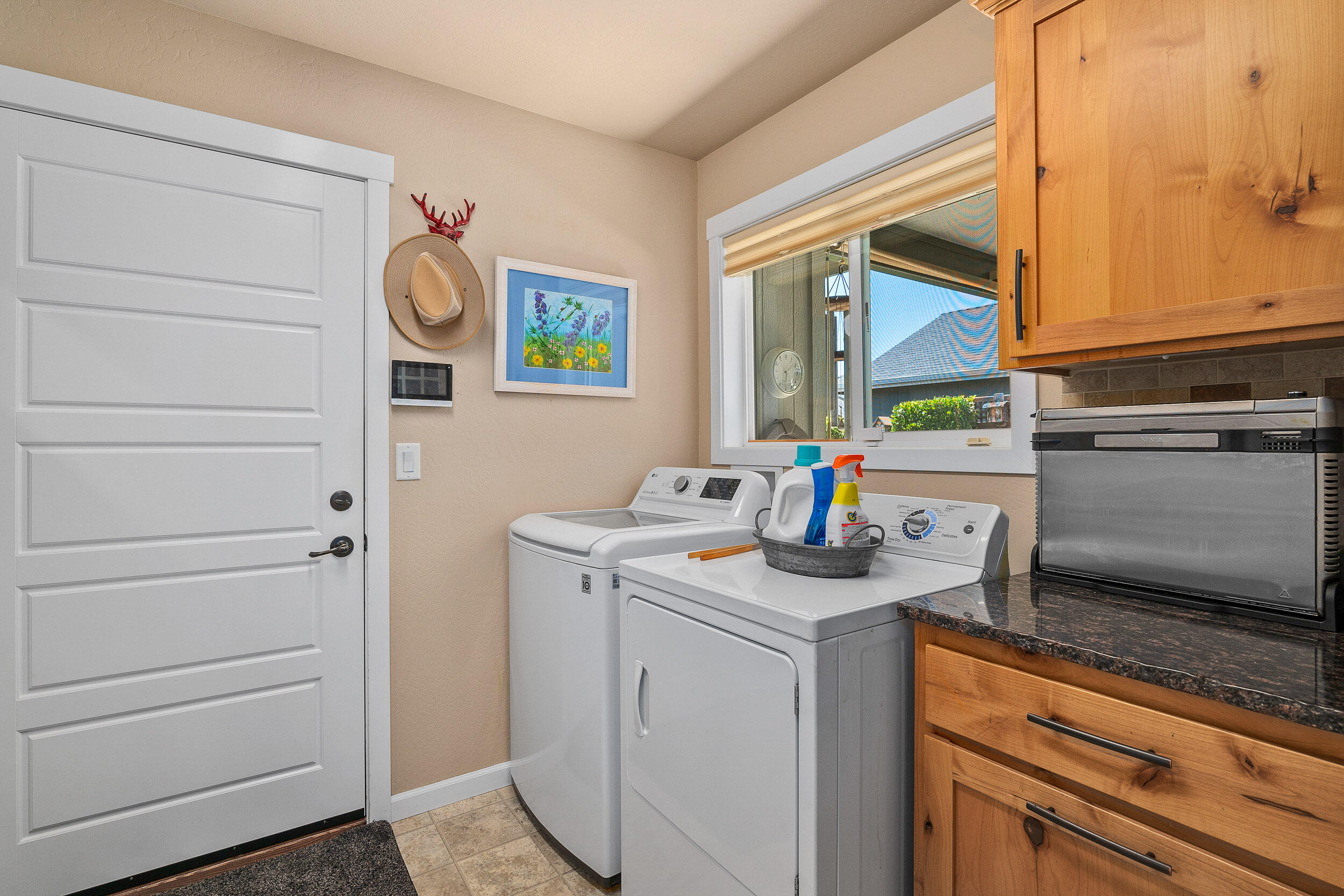 2793 SW Elmer Nelson Lane