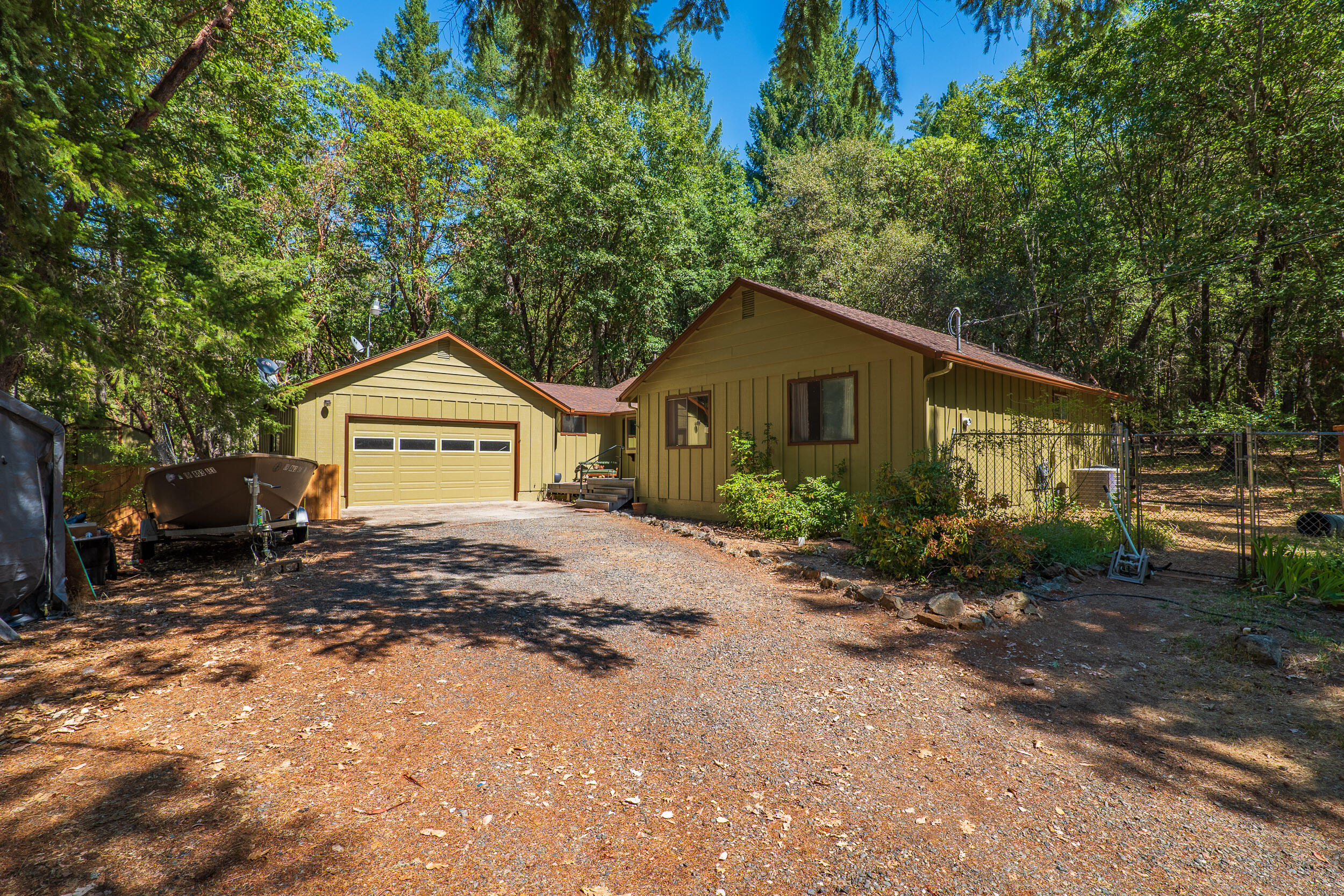 3211 Riverbanks Road