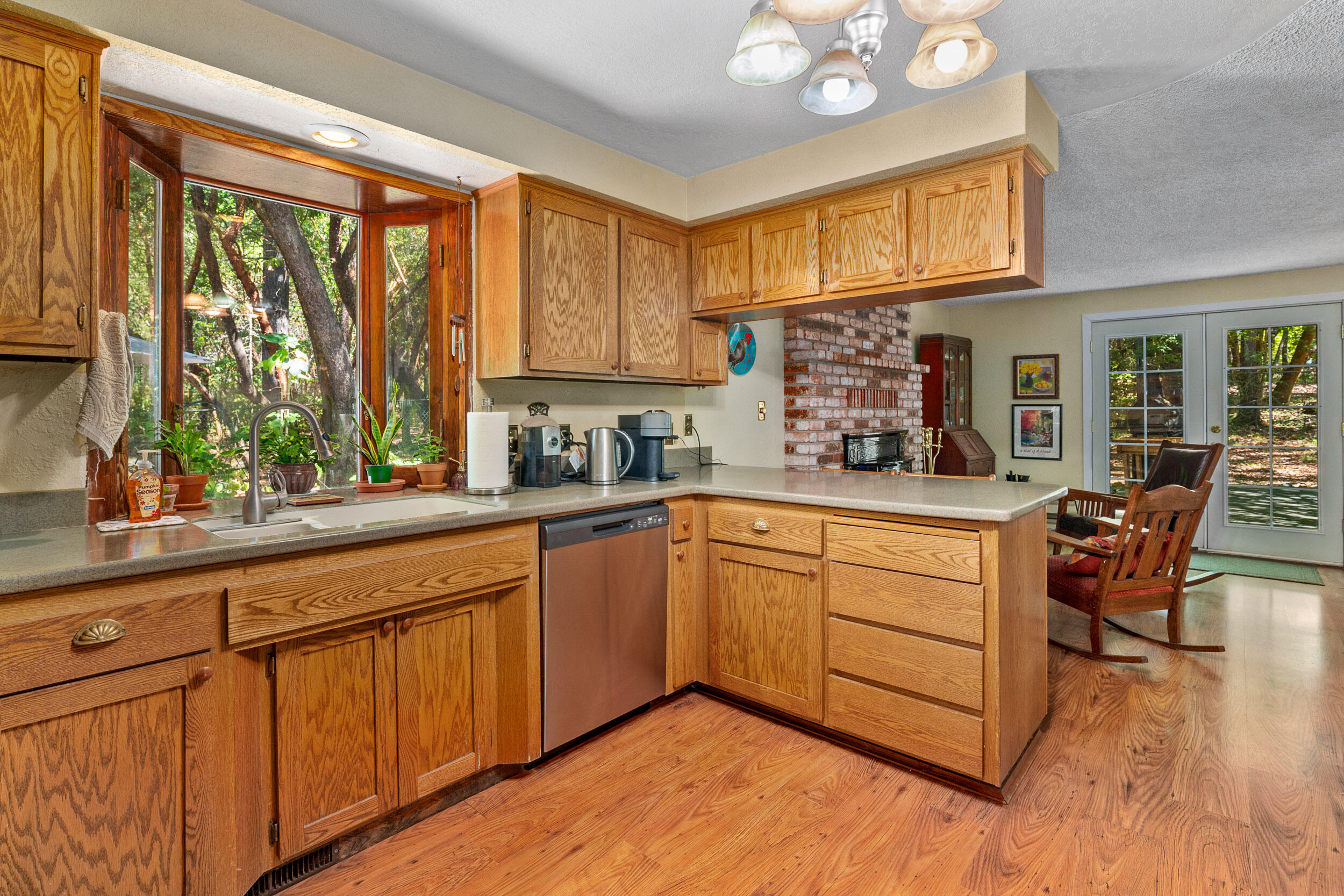 3211 Riverbanks Road