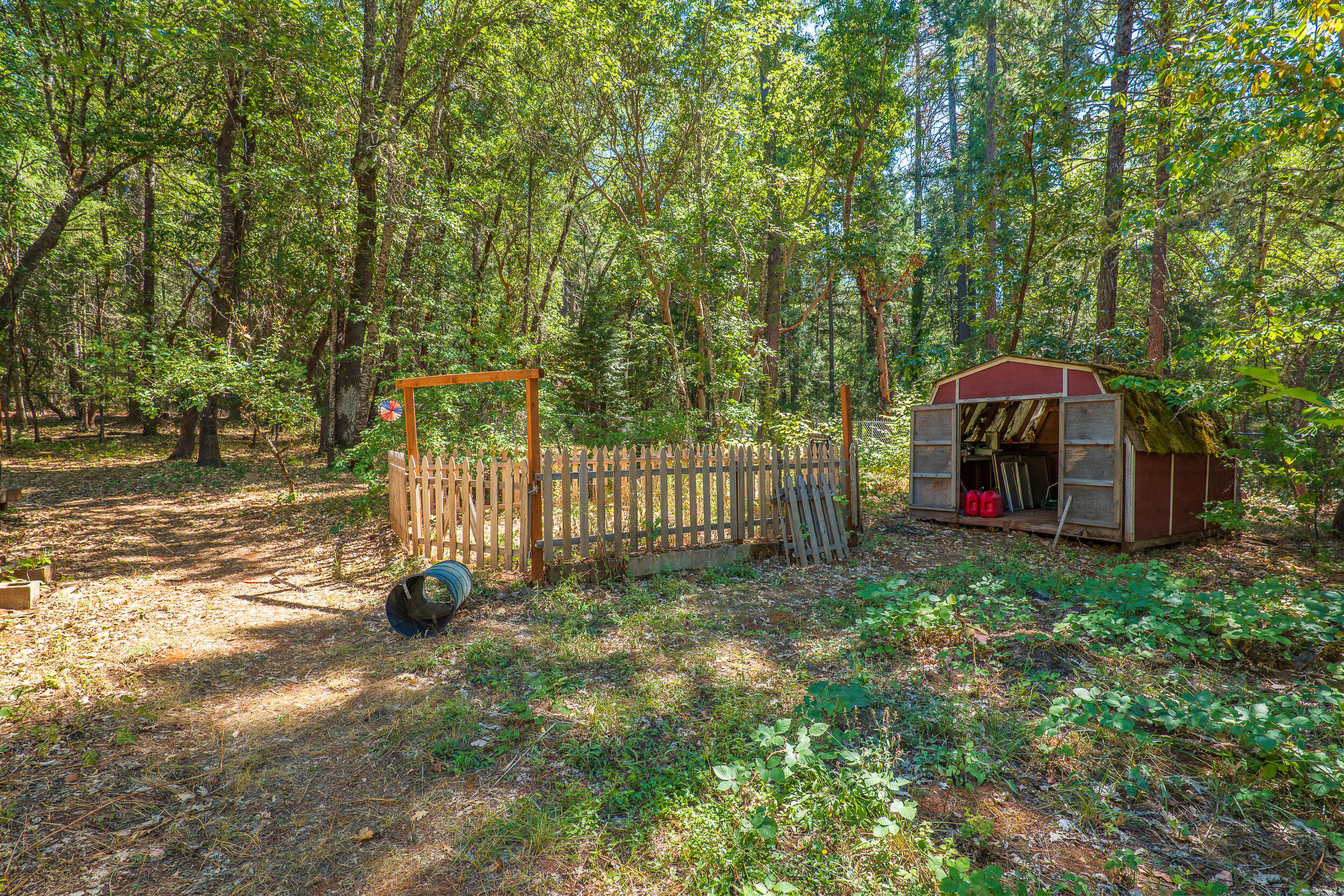 3211 Riverbanks Road