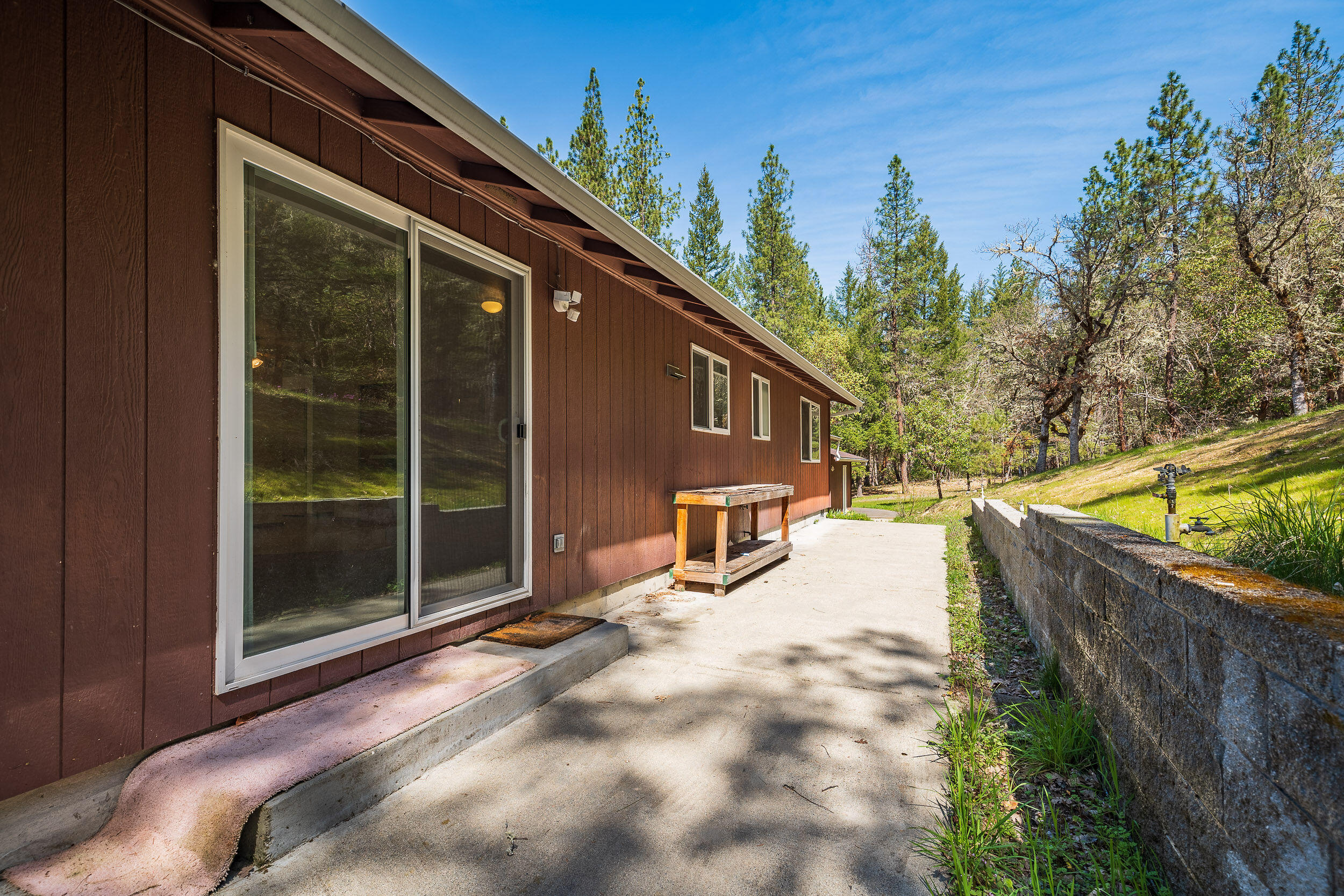 2850 E Evans Creek Road