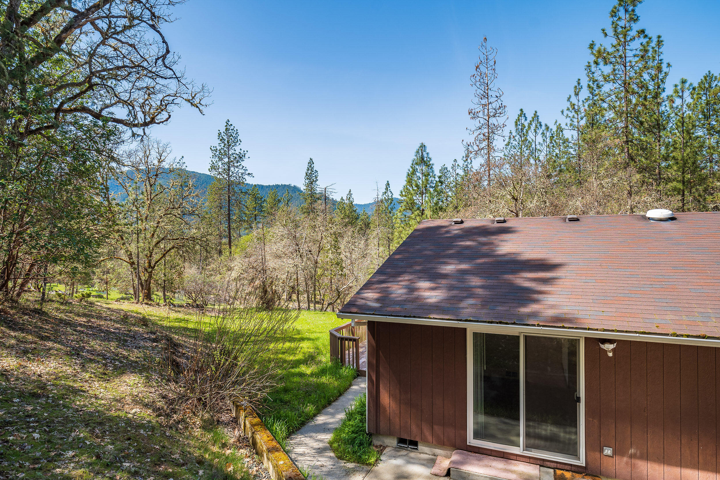 2850 E Evans Creek Road